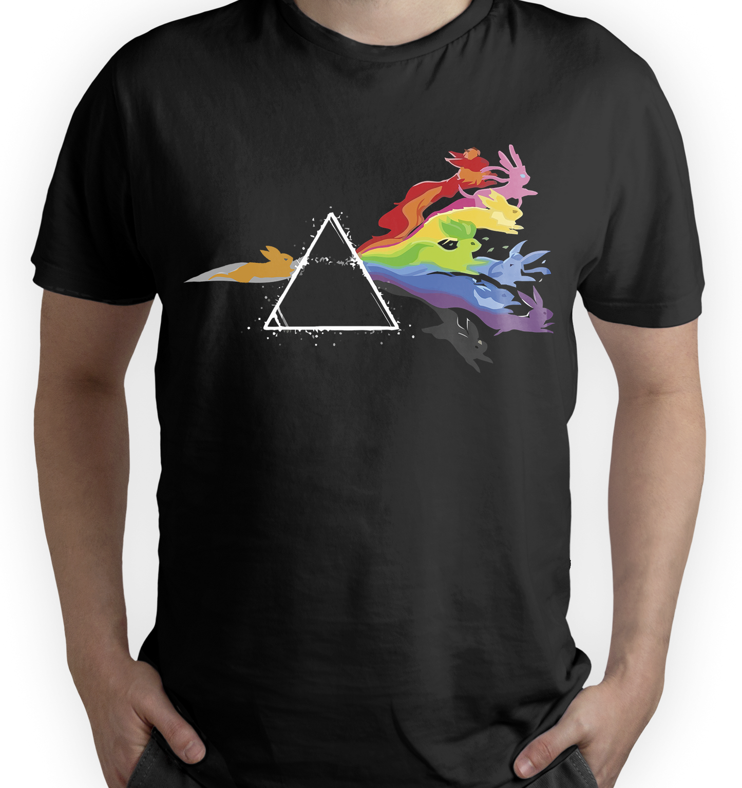 Imagen de Camiseta Pokemon Pink Floyd "The Dark side of the Moon" parte de nuestra colección en Espadas y más, sitio oficial.