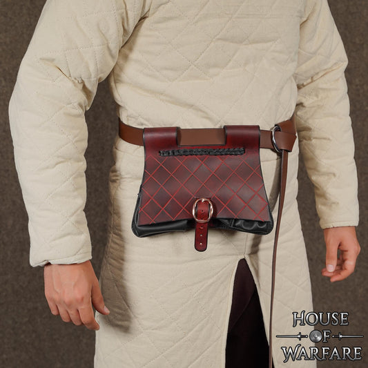 Riñonera Medieval de Cuero - Bolsa Negra y Granate Hecha a Mano con Múltiples Compartimentos Interiores - Imagen 2