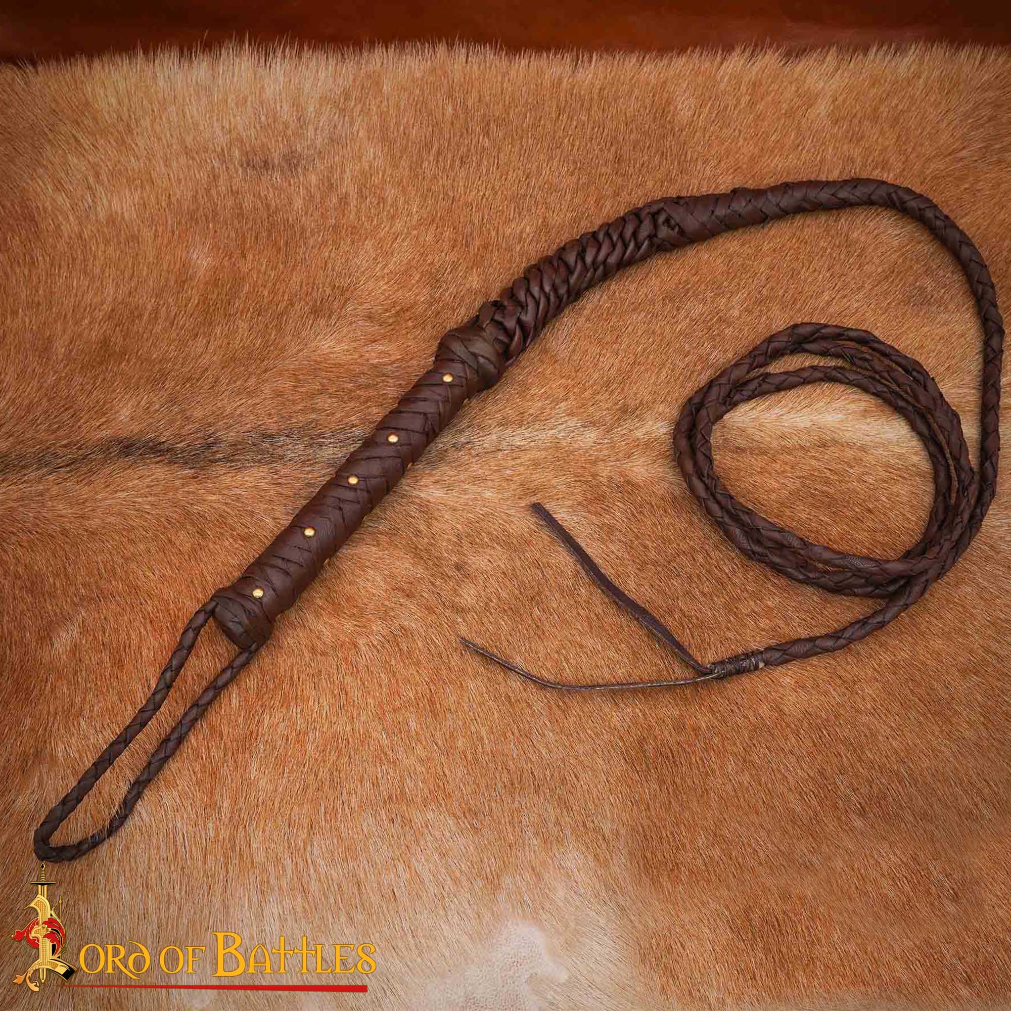 Látigo Medieval de Cuero para Toros - Diseño Trenzado Artesanal con Remaches de Latón - Imagen 1