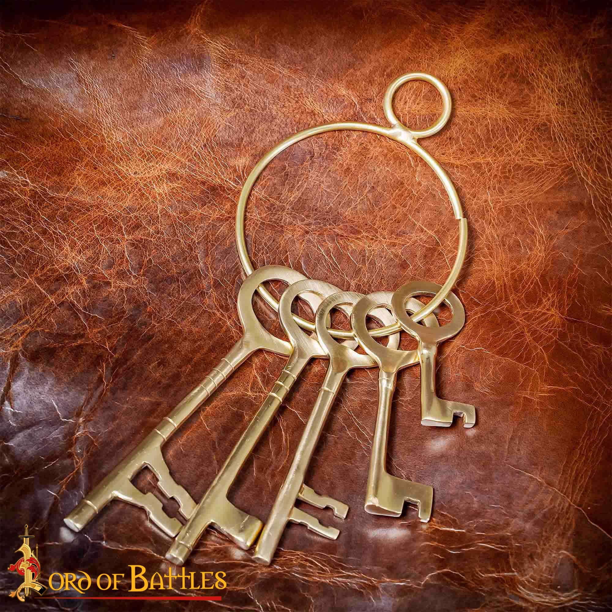 Juego de Llaves Medievales de Latón para Mazmorras - Réplica Histórica de 5 Piezas para Decoración Pirata y Salas de Escape - Imagen 6