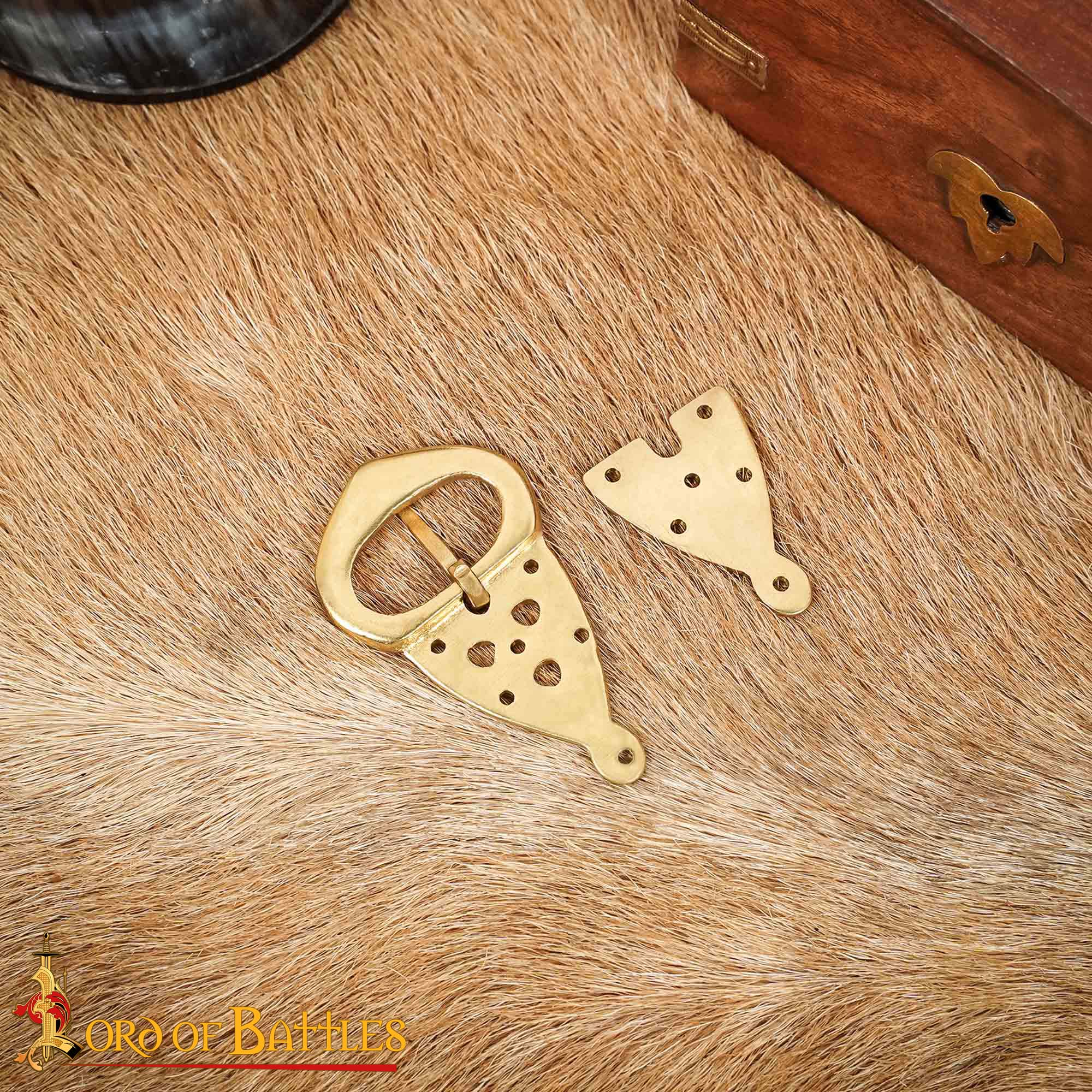 Hebilla de Cinturón Vikinga con Placa Posterior Nudos Celtas Latón Puro Juego de 5 - Imagen 4