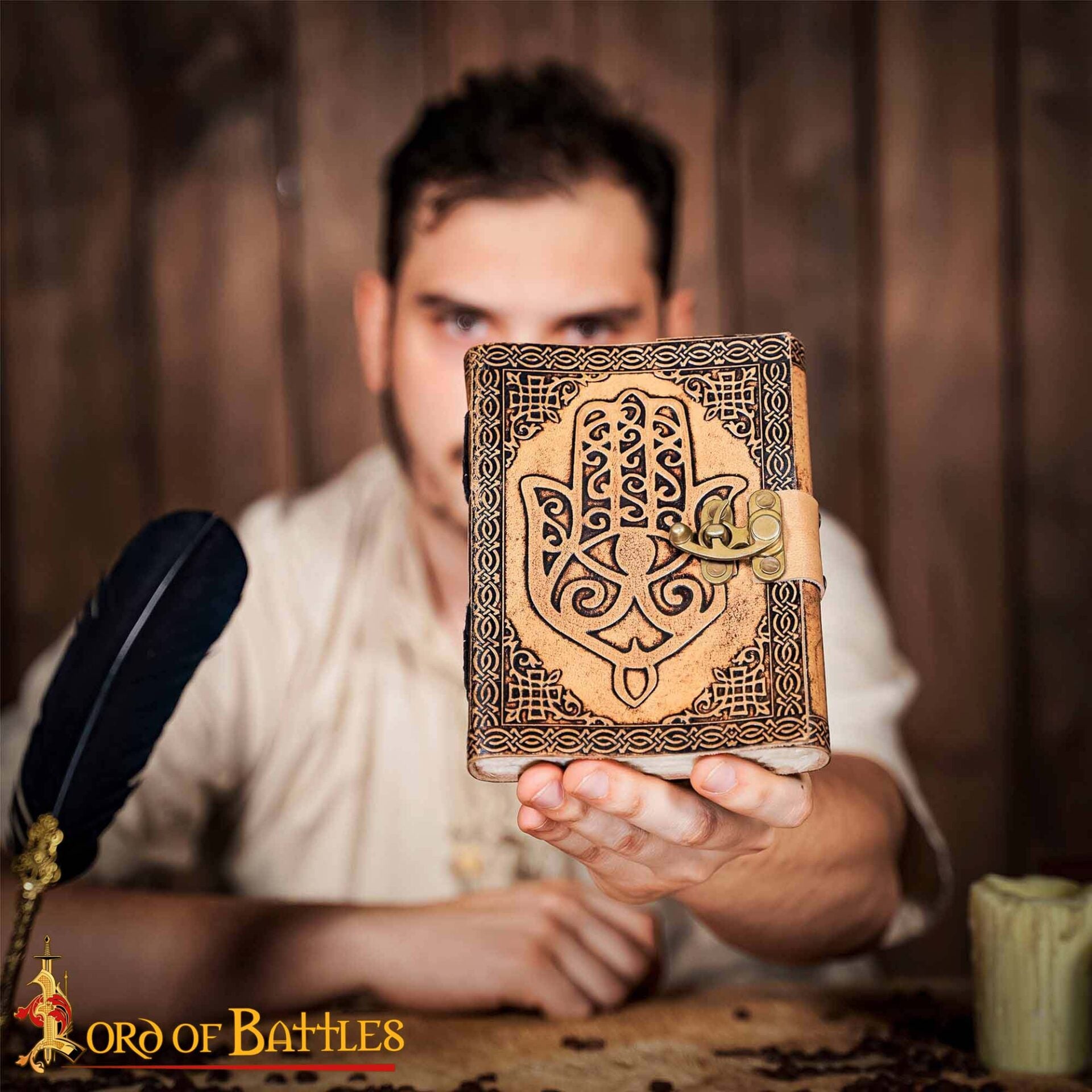 Diario Medieval de Piel Auténtica Hecho a Mano - Imagen 4