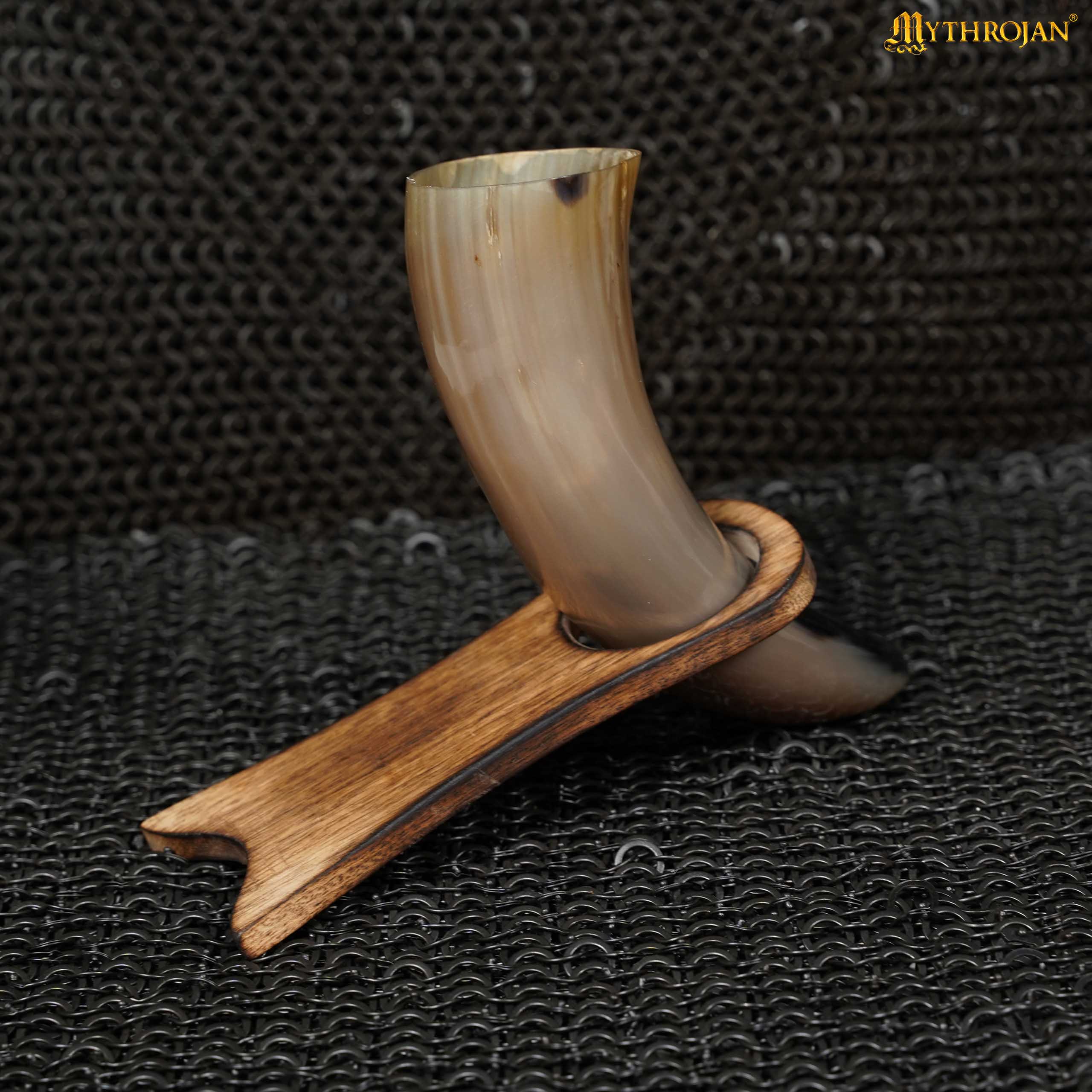 Mythrojan Estante de Cuerno para Beber de Madera Maciza | Acabado Natural Soporte Vikingo para Aguamiel | Soporte Medieval para Cuerno - Imagen 11