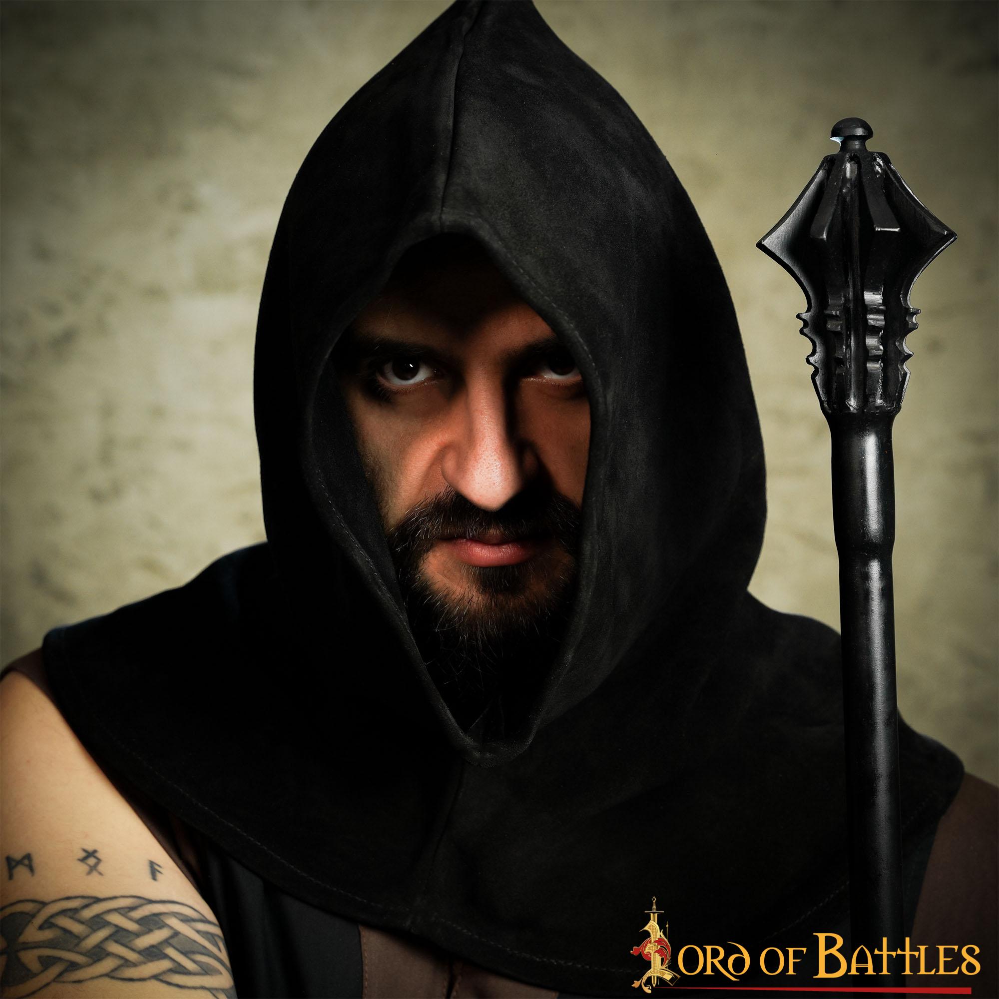 Capucha de Piel de Ante Negra con Cuello Ancho - Estilo Medieval Artesanal - Imagen 13