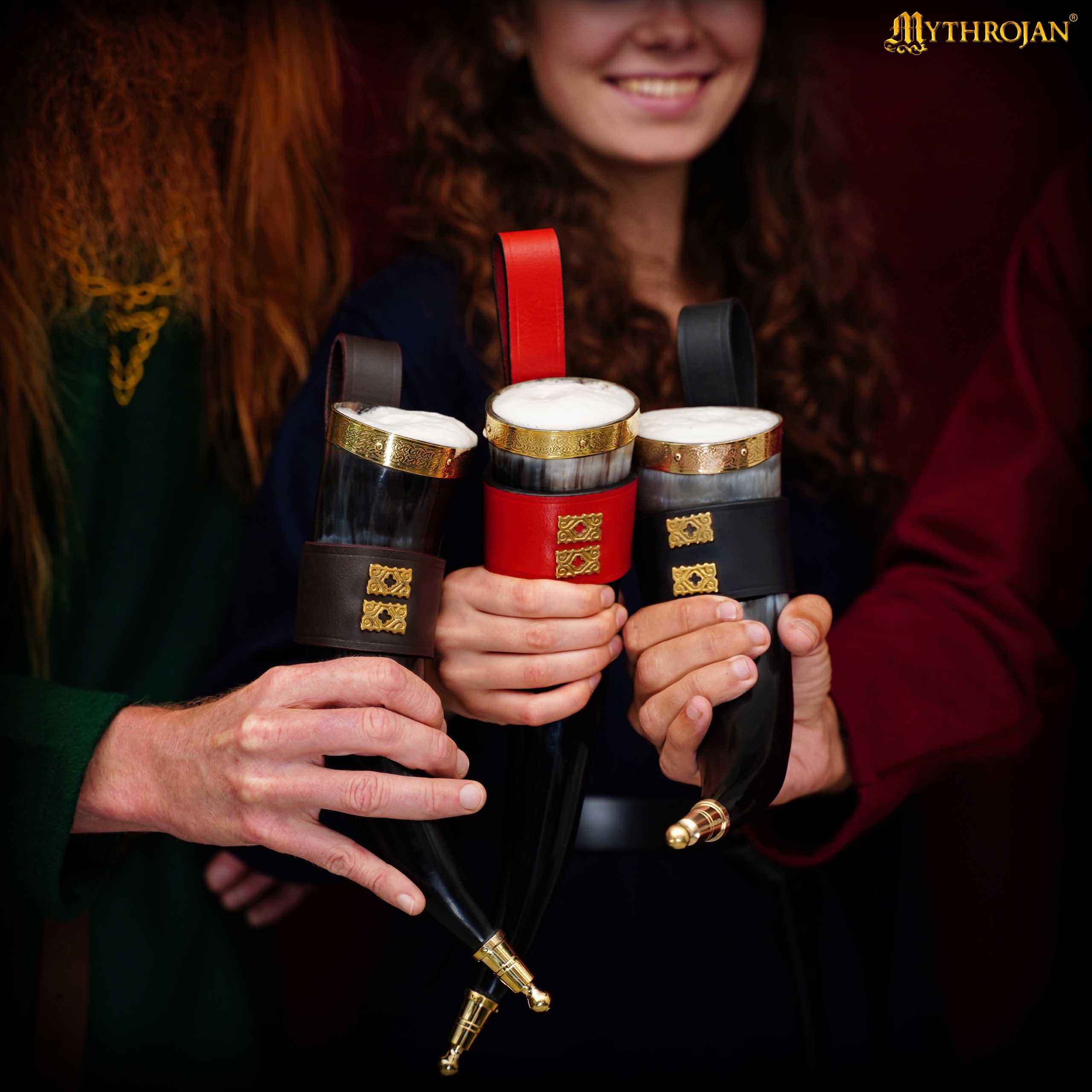 Mythrojan The Wealthy Merchant - Viking Drinking Horn With Red Leather Holder Authentic Medieval Inspired Viking Wine/mead Mug - Polished Finish - 350 Ml - Imagen 5