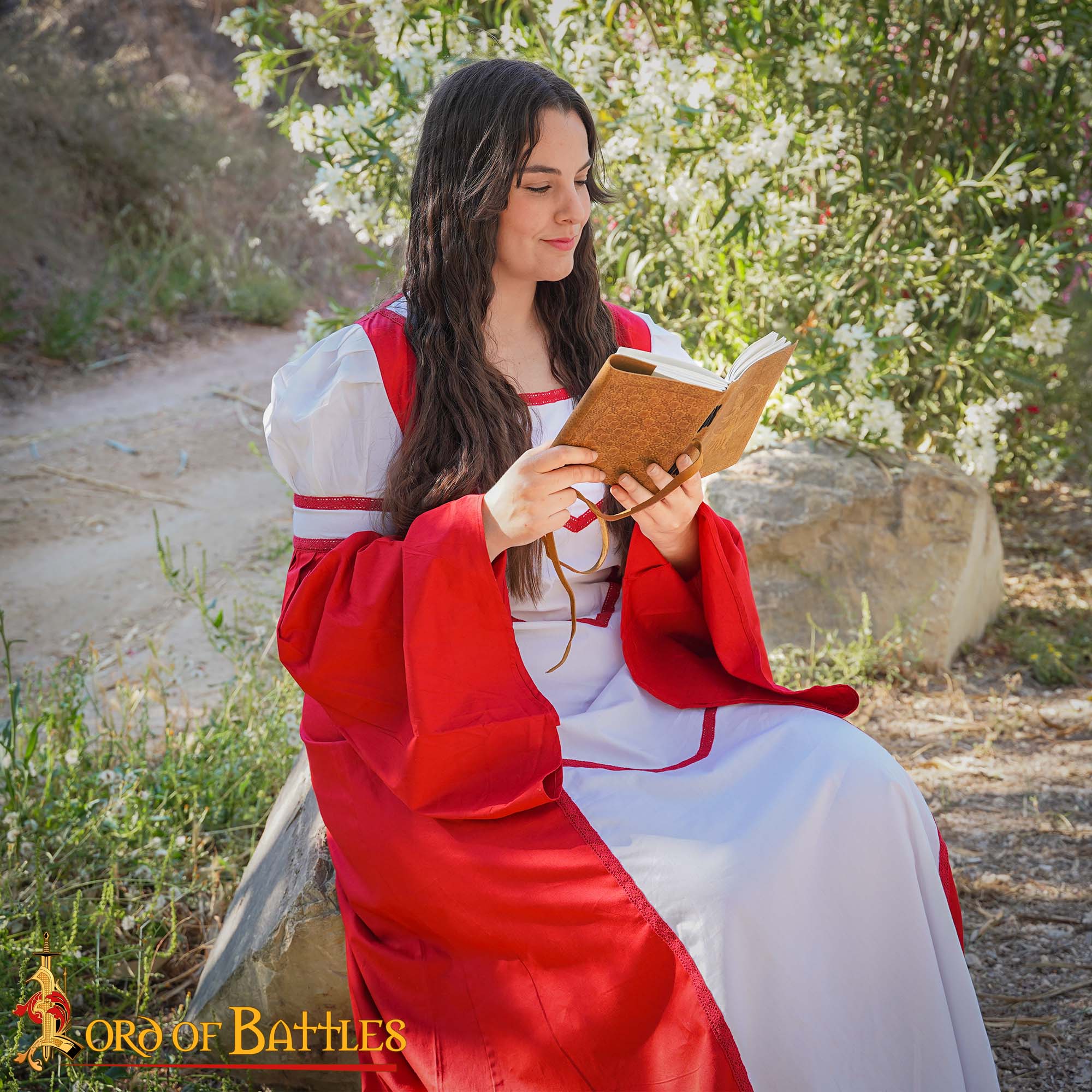 Diario Medieval de Piel Auténtica Hecho a Mano - Imagen 6