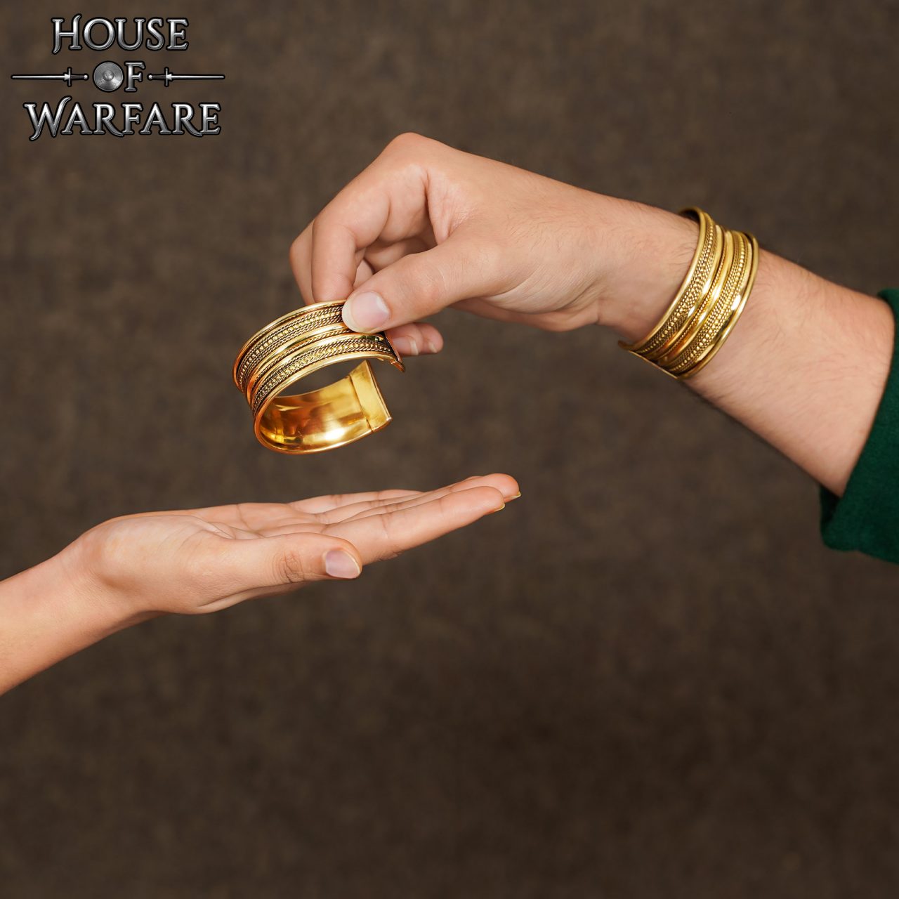 Pulsera Medieval de Latón Macizo Fantasía - Imagen 7