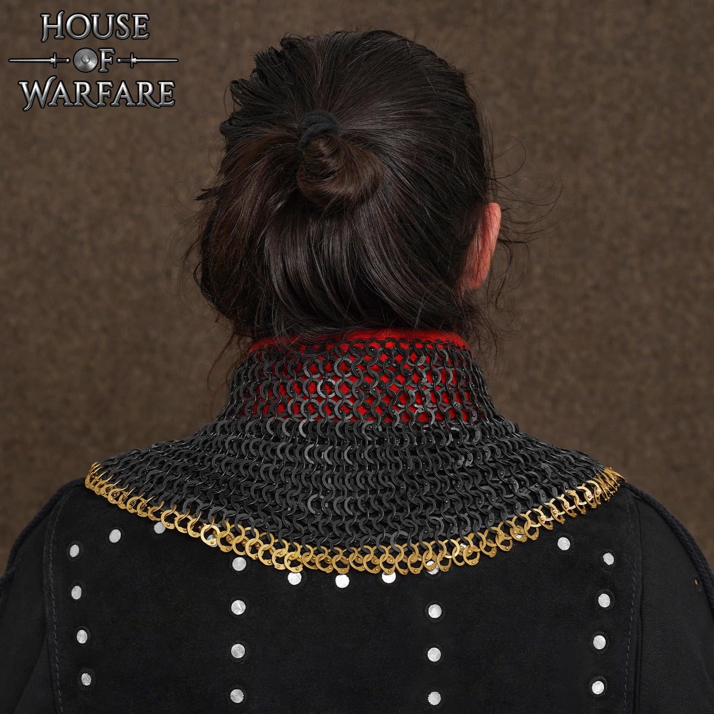 Cota de Malla Estándar "the Red Knight Gorget" - Anilla Plana Remachada de 9 Mm - Hebillas de Latón Macizo, Forro Acolchado, Resistente Forro Acolchado Rojo - Ideal para Combate en Escenarios y Recreaciones - Discontinued - Imagen 5