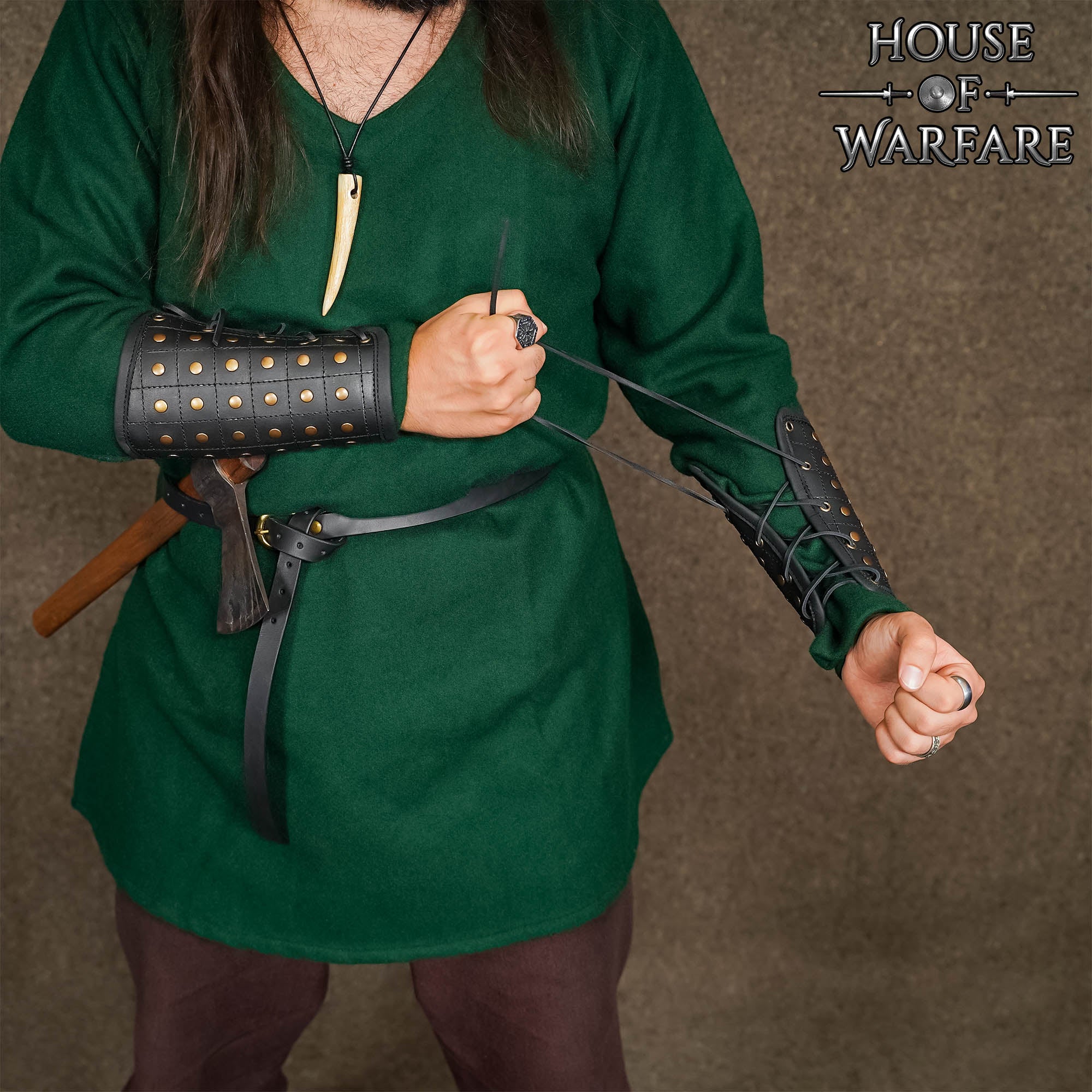 Brazales Medievales de Cuero con Remaches de Latón con Cordón de Cuero - Guardabrazos para Larp, Sca y Disfraces de Fantasía - Imagen 6