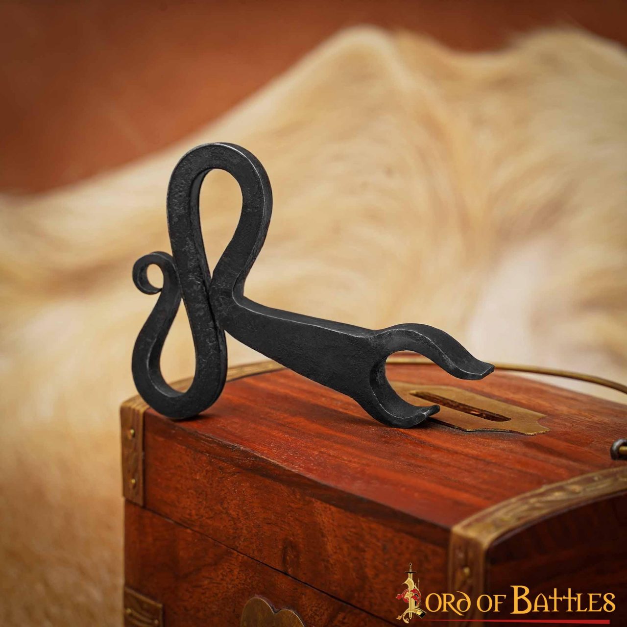 Abrebotellas Medieval de Hierro Forjado a Mano - Forma de Voluta Retorcida de Herrero - Imagen 2