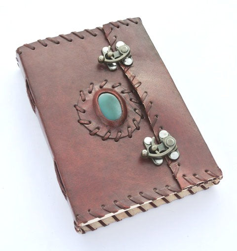 Diario de Cuero Hecho a Mano con Incrustación de Piedra Verde y Doble Cierre de Latón - 6,2 X 4,7 Pulgadas - Imagen 9