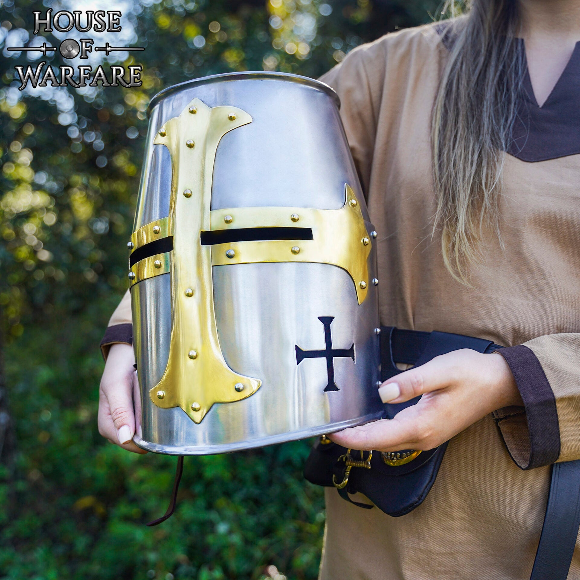 Gran Yelmo de Cruzado con Cruz de Latón Estilo Siglos Xii-xiii - Imagen 3