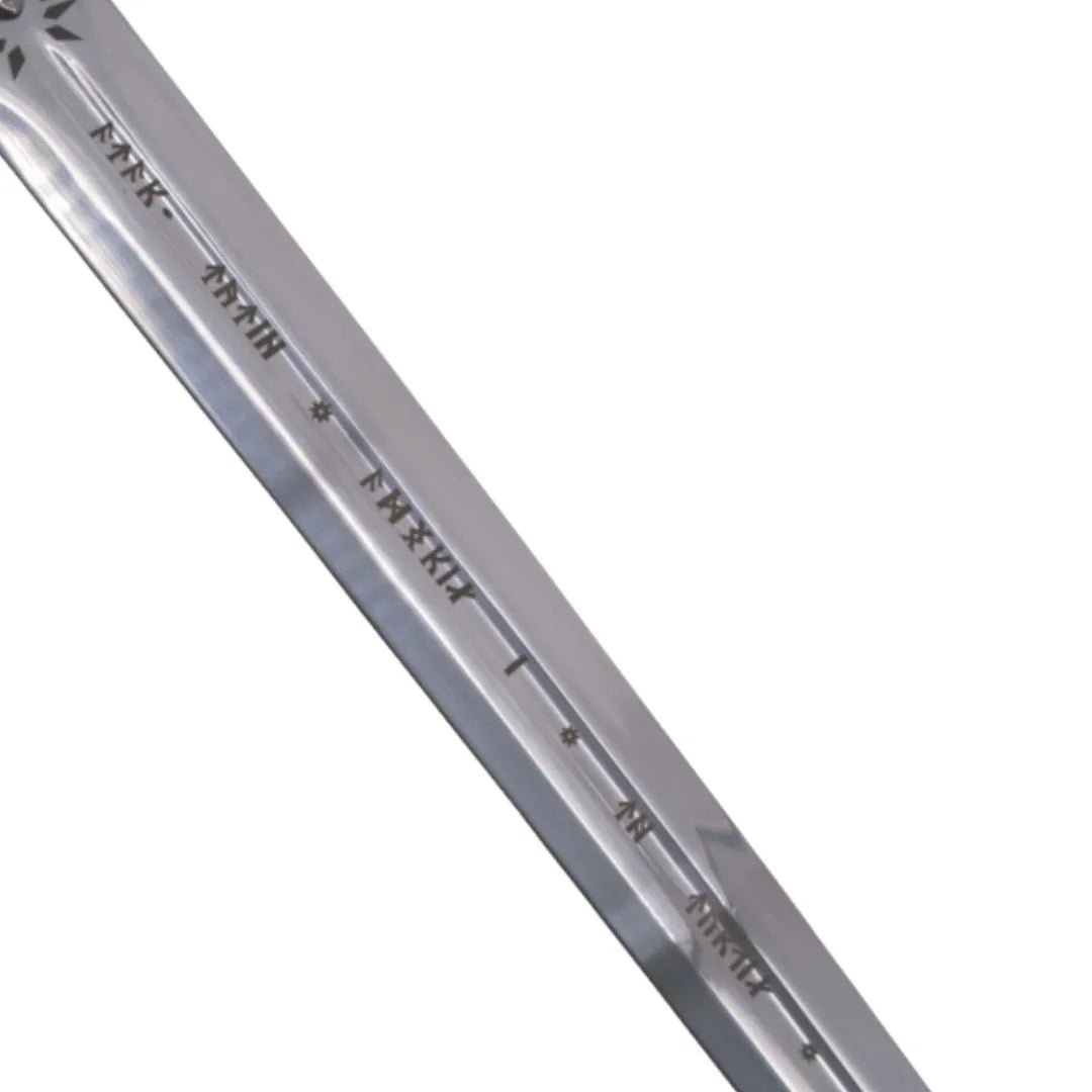 Imagen de Espada Anduril Con Expositor Y Vaina De Piel El Señor De Los Anillos parte de nuestra colección en Espadas y más, sitio oficial.