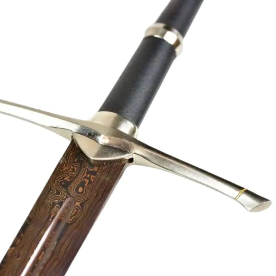 Imagen de Espada Strider funcional de acero de damasco rojo 41802 parte de nuestra colección en Espadas y más, sitio oficial.