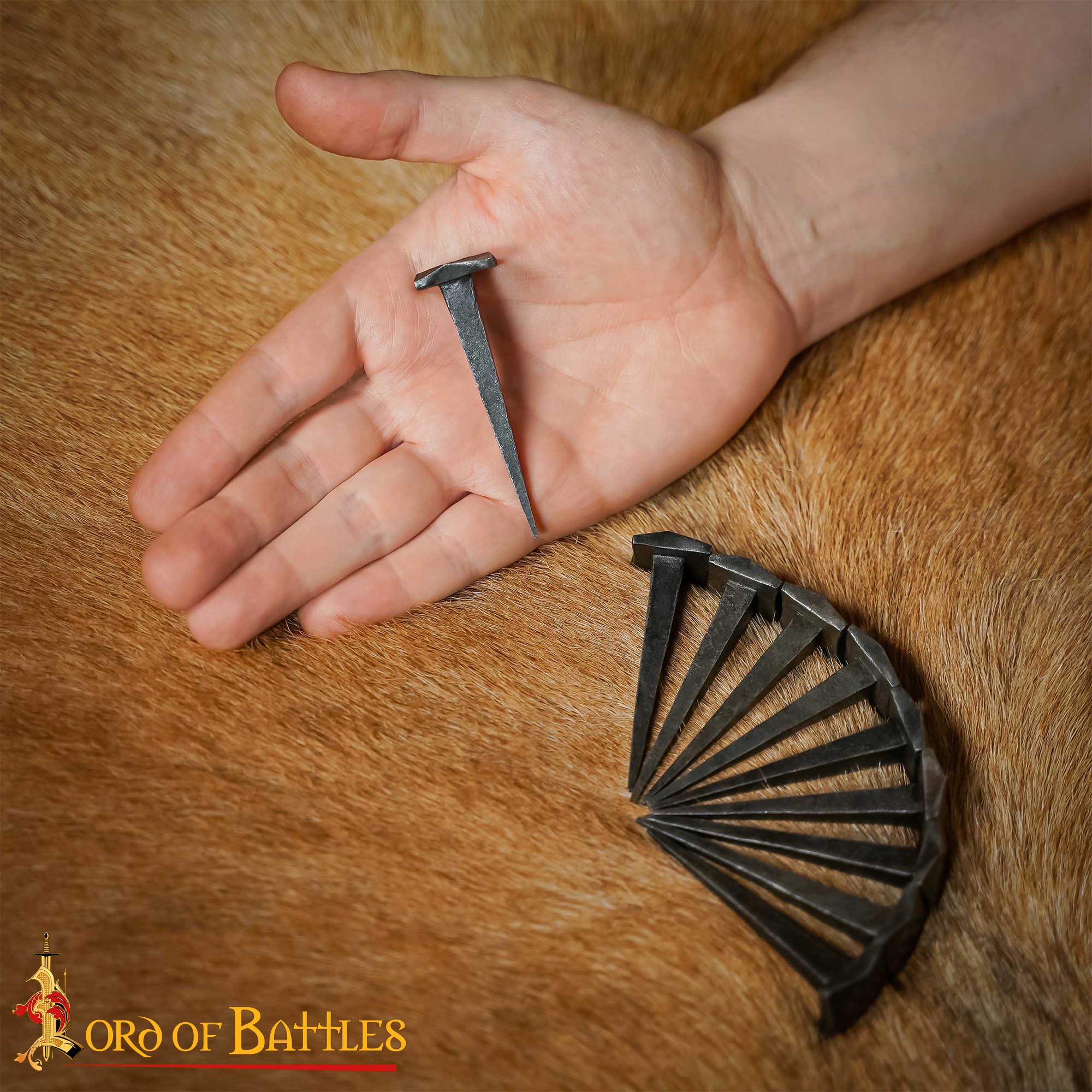 Clavos de Hierro Forjados a Mano, Juego de 10 Accesorios Rústicos con Acabado de Herrería Totalmente Funcionales - Imagen 6