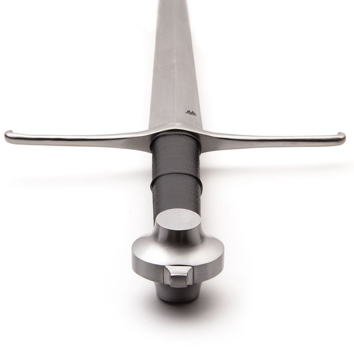 Imagen de Espada bastarda o de mano y media S.XIV Royal Armouries 501832 parte de nuestra colección en Espadas y más, sitio oficial.