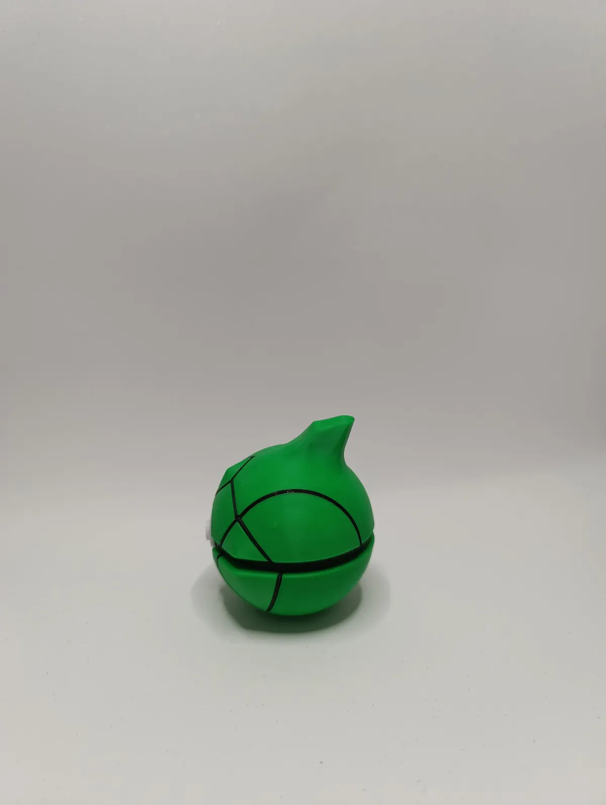 Poké Ball Metapod Réplica Coleccionable