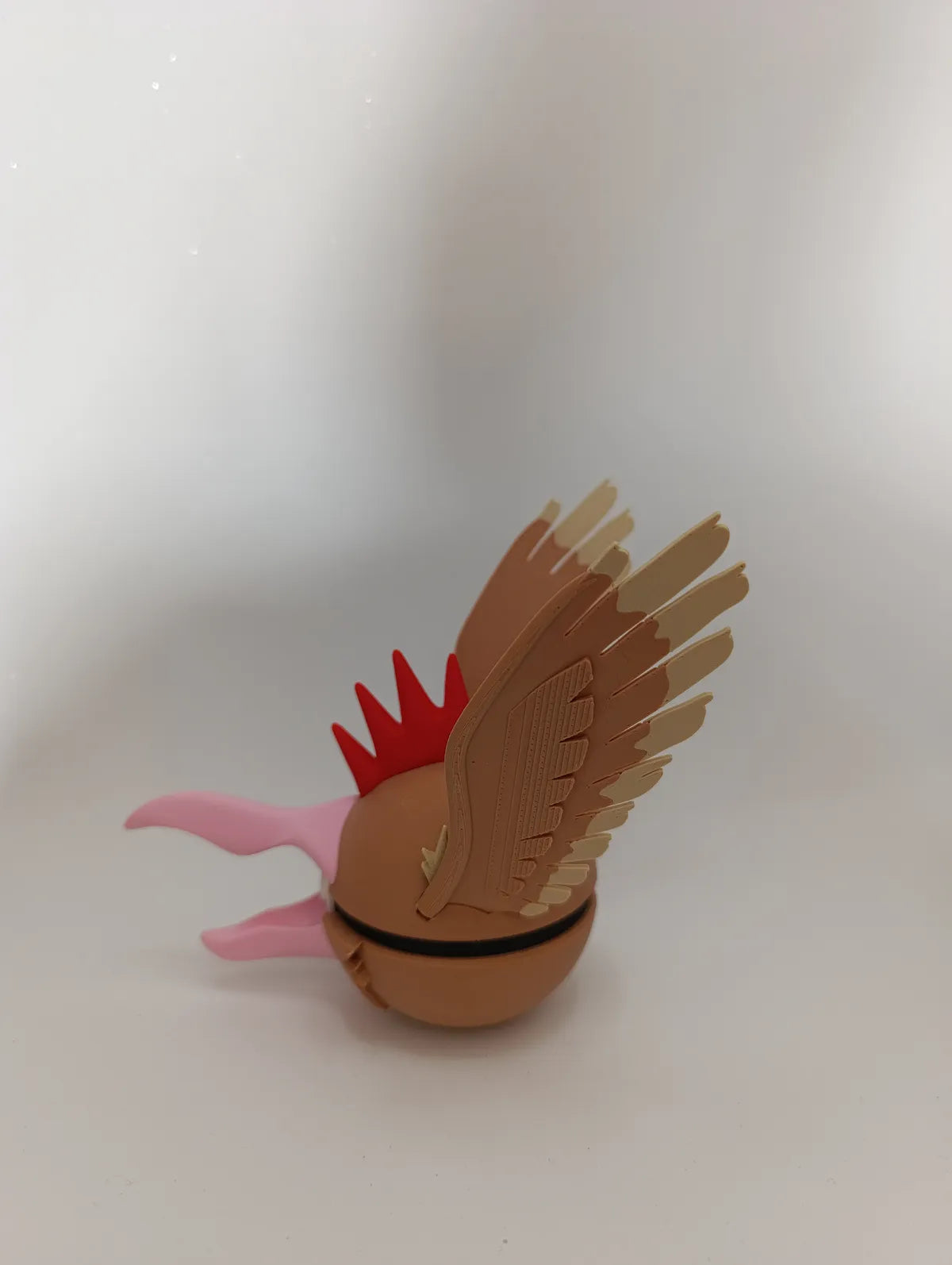 Poké Ball Fearow Réplica Coleccionable