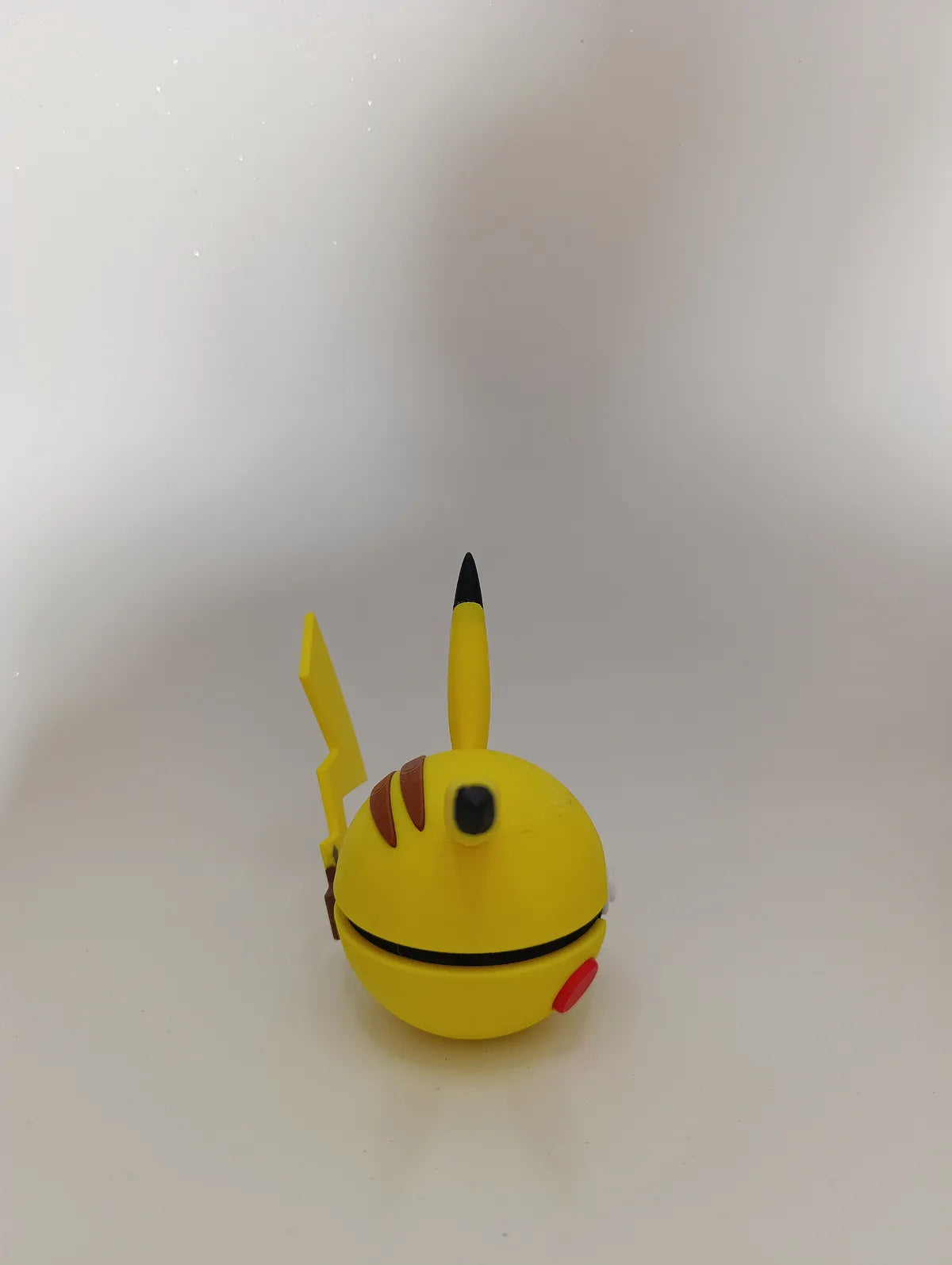 Poké Ball Pikachu Coleccionable de Alta Calidad