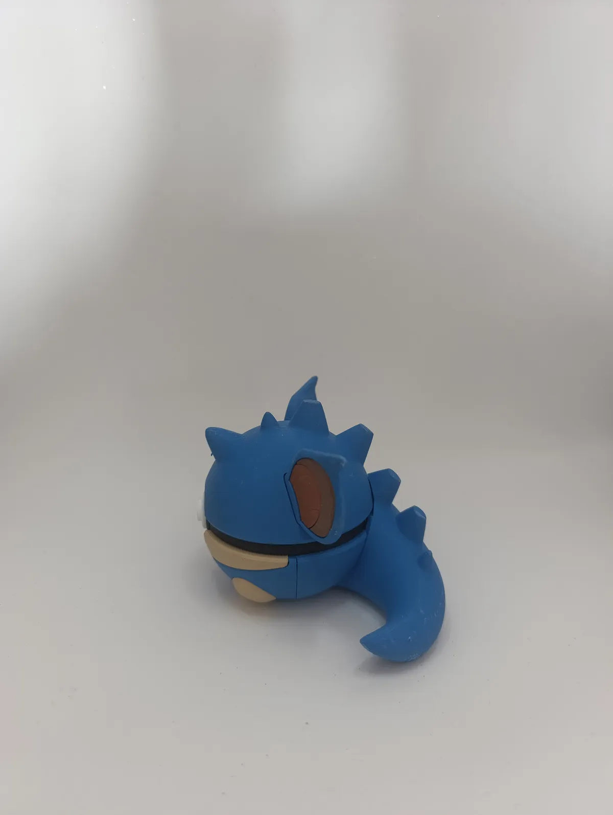 Poké Ball Nidoqueen Réplica Coleccionable