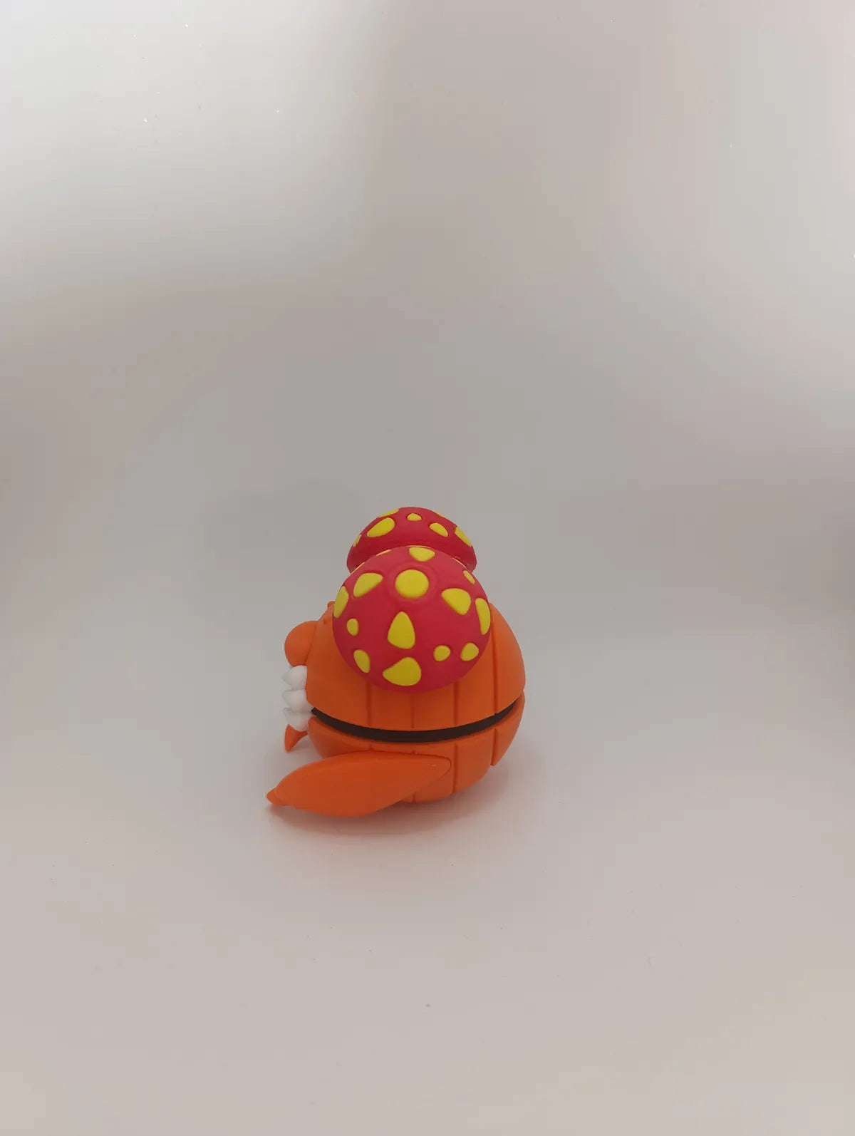 Poké Ball Paras | Réplica Coleccionable Premium
