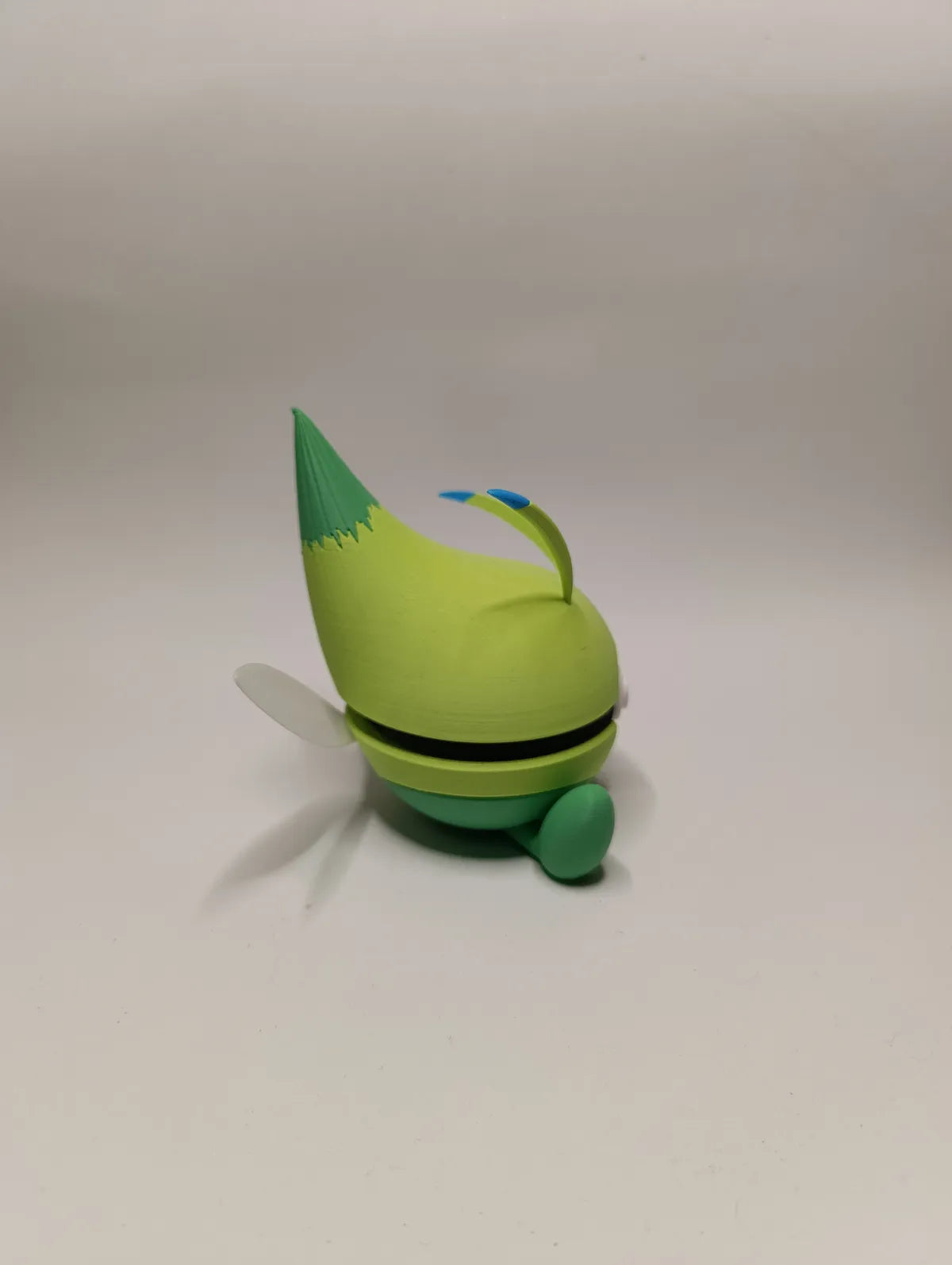 Poké Ball Celebi Réplica Coleccionable de Alta Calidad