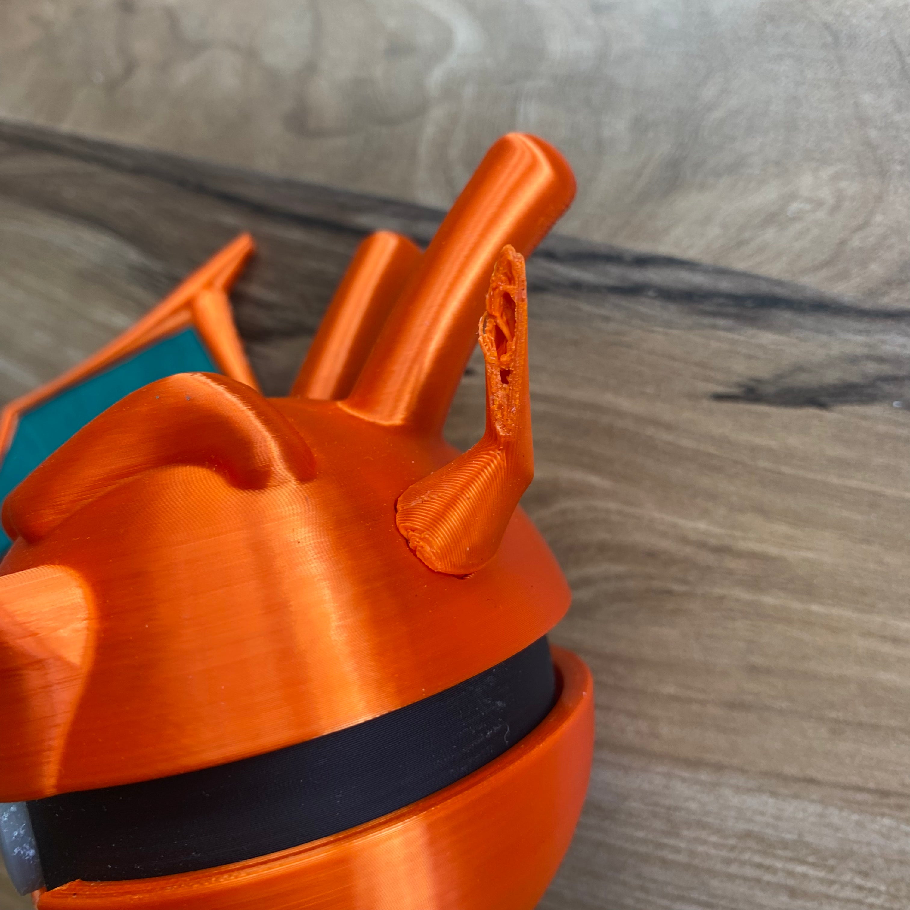 POKEBALL CHARIZARD C/Defectos N56