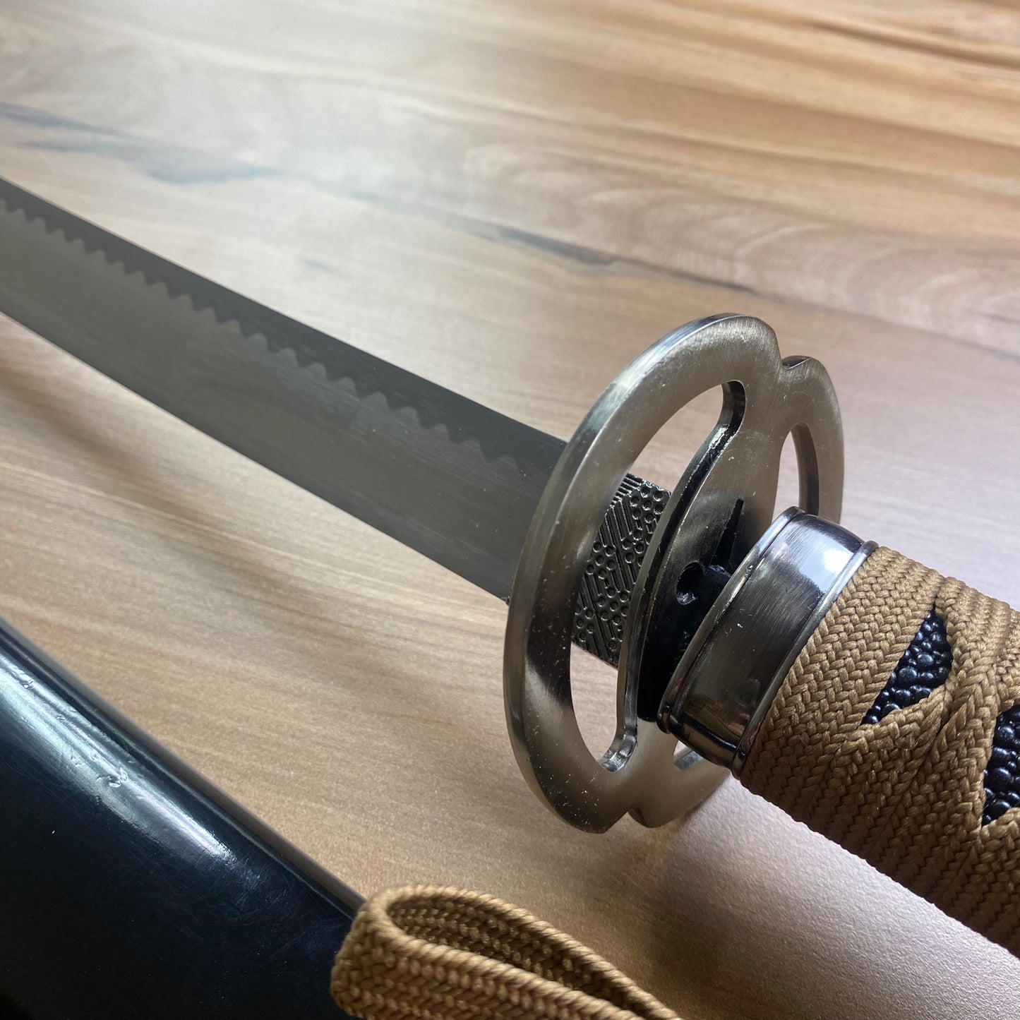 Katana de lâmina invertida de Kenshin, o guerreiro samurai. Com defeitos N58
