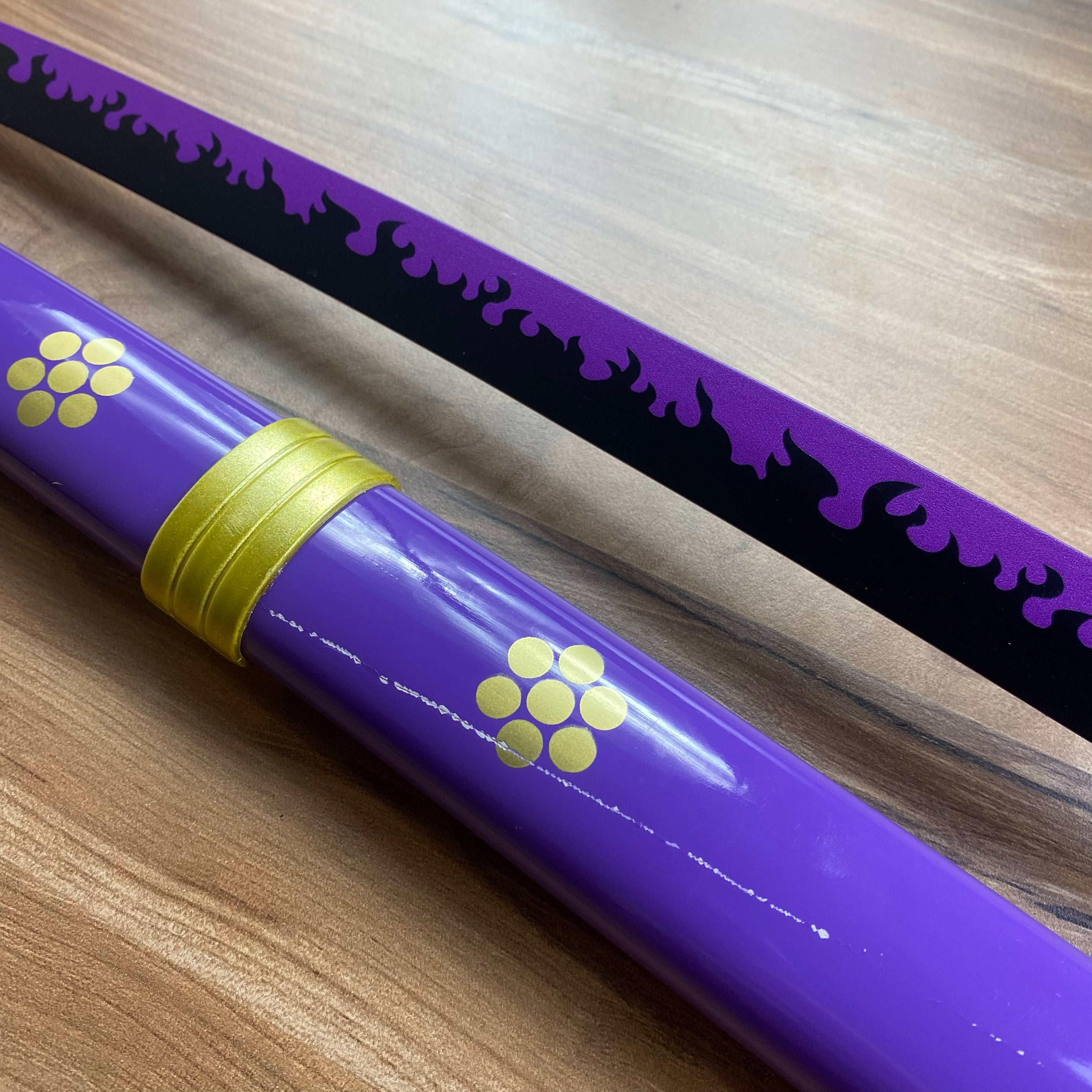 Katana Enma Morada de Zoro One Piece C/Defectos N60