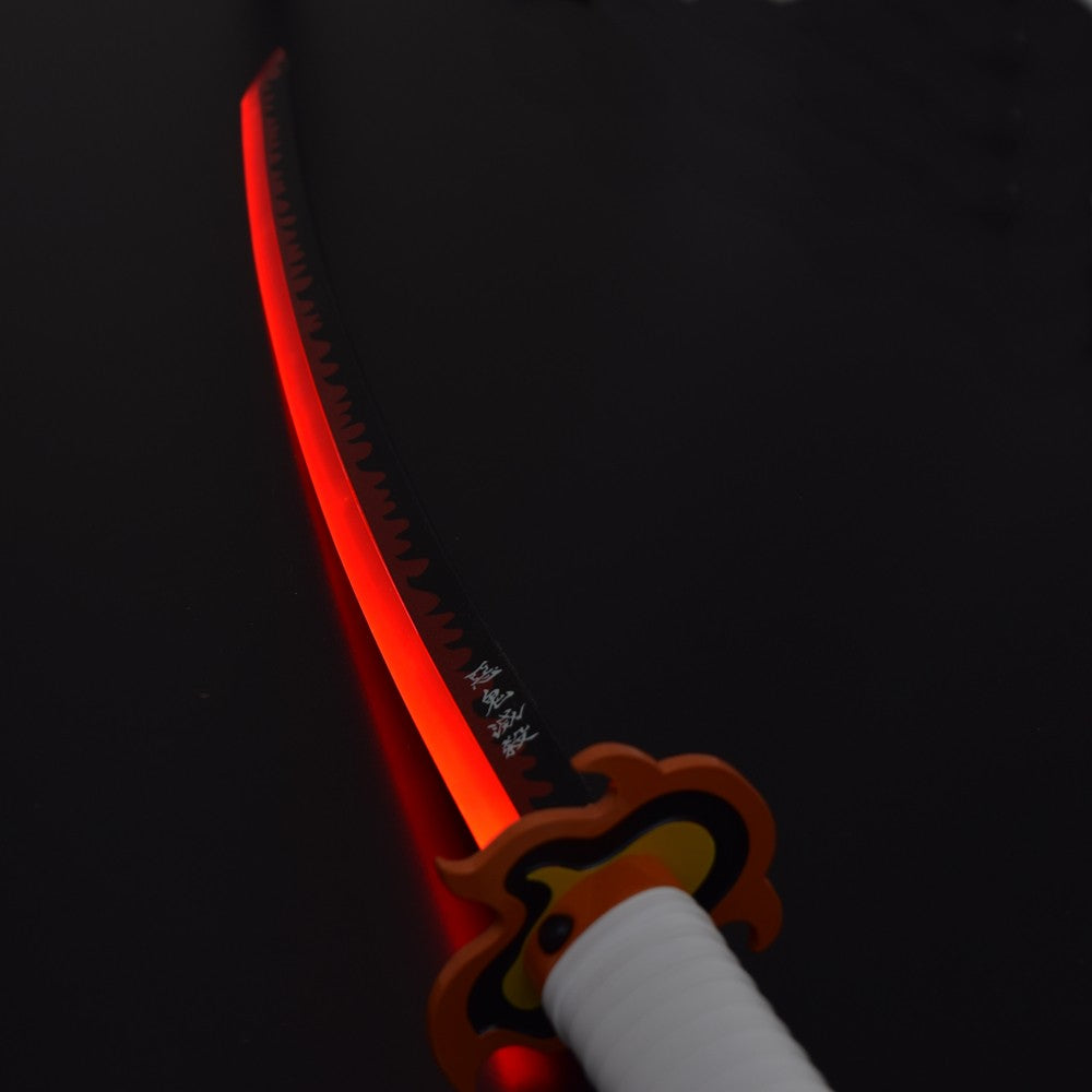 Imagen de Katana de Rengoku con luces Led y hoja de acero zs656gd parte de nuestra colección en Espadas y más, sitio oficial.