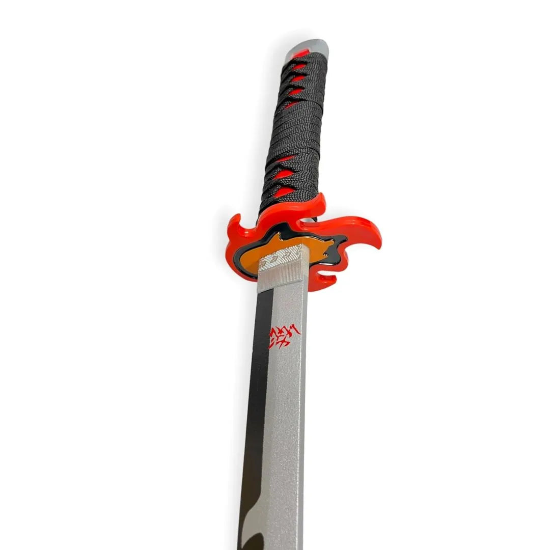 Imagen de Katana de Tanjiro Kamado con hoja de madera de bambú Kimetsu no Yaiba parte de nuestra colección en Espadas y más, sitio oficial.