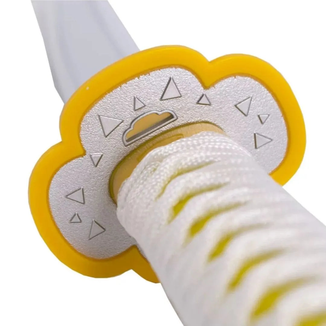 Katana de Zenitsu Agatsuma con hoja de madera de bambú Demon Slayer Kimetsu no Yaiba