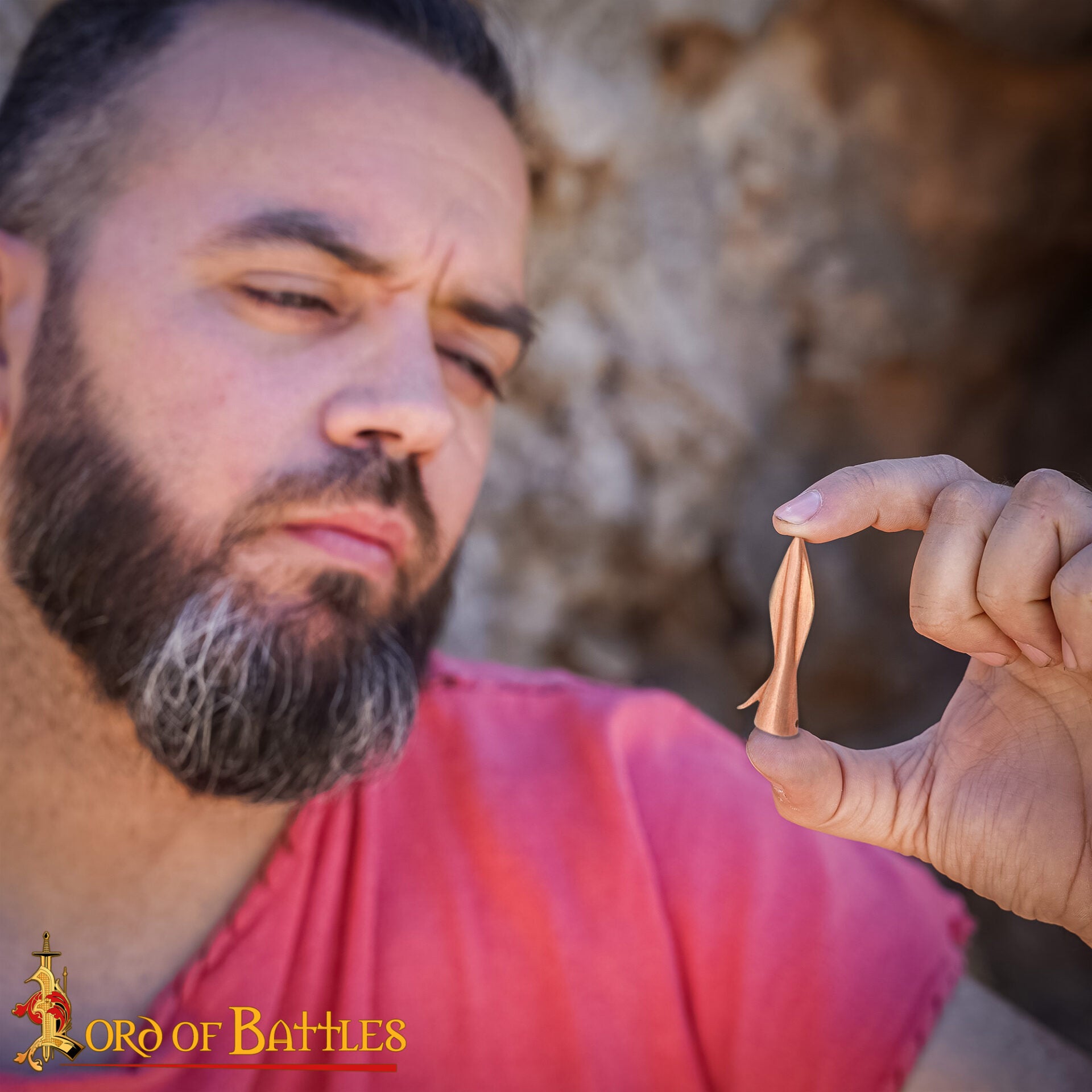 Punta de Flecha Romana de Bronce Fundido a la Cera Perdida de los Siglos I-ii, con Forma de Hoja 4,2 Cm - Imagen 2