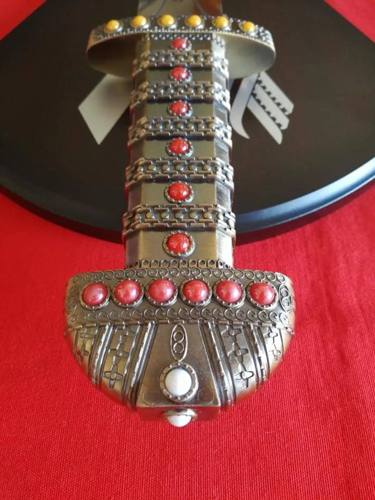 Imagen de Espada del Rey de Ragnar Lothbrok Vikingos - 10618 parte de nuestra colección en Espadas y más, sitio oficial.