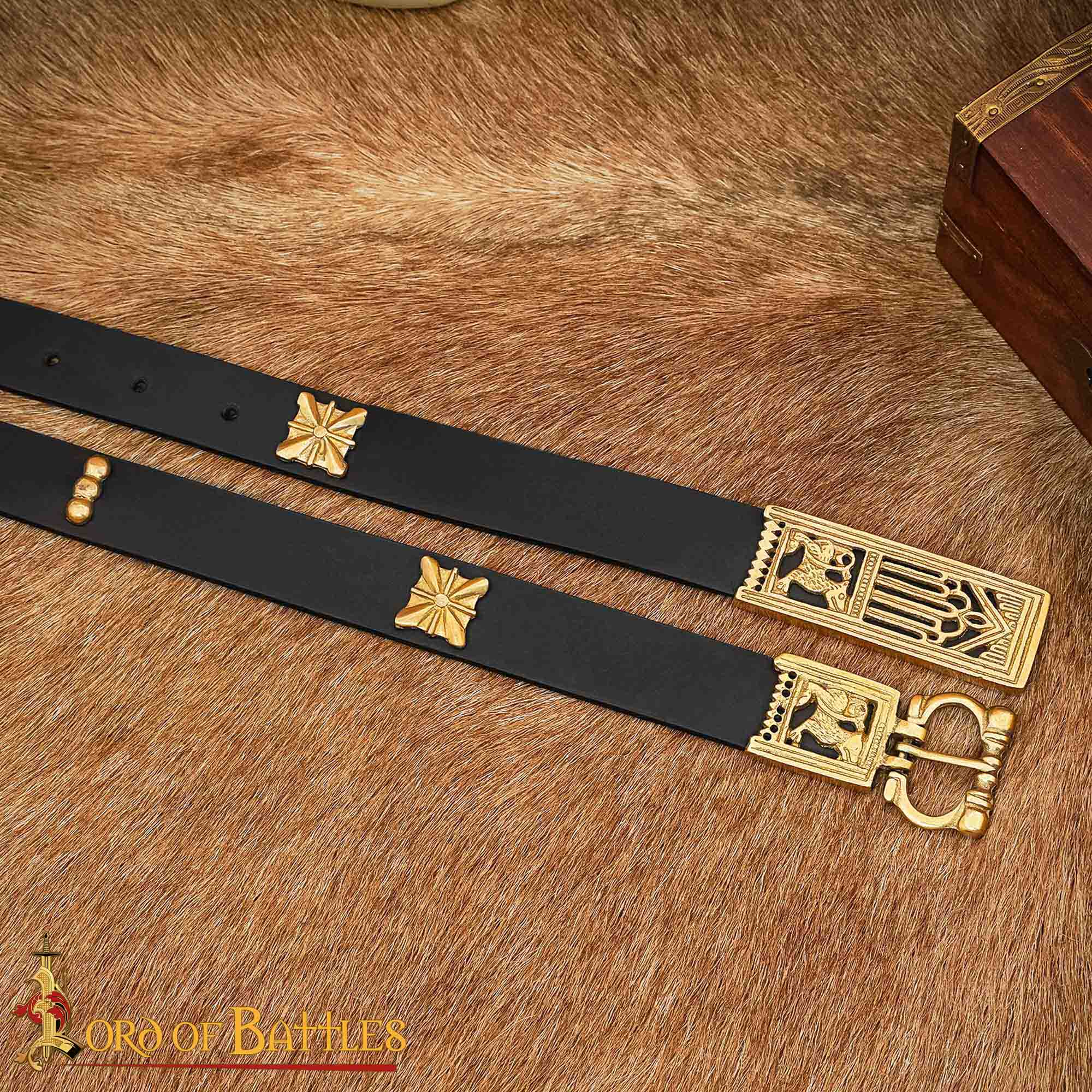 Monturas Medievales de Latón Macizo Puro, Herrajes Decorativos para Uso en Cuero| Juego de 5, 2cm - Imagen 2