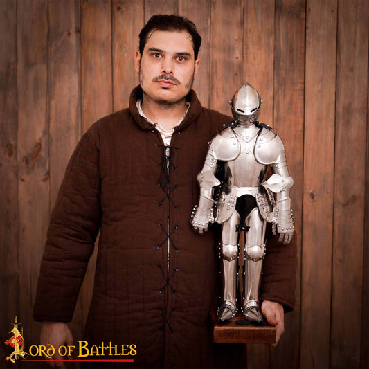 Armadura de Caballero en Miniatura - Acero Inoxidable Pulido - Calibre 22 - Imagen 2