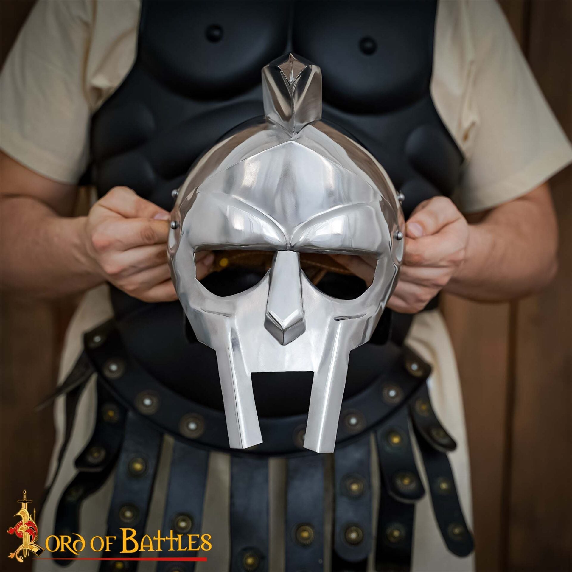 Casco de Gladiador Maximus - Acero Pulido con Forro de Cuero Armadura de Gladiador Romano - Imagen 1
