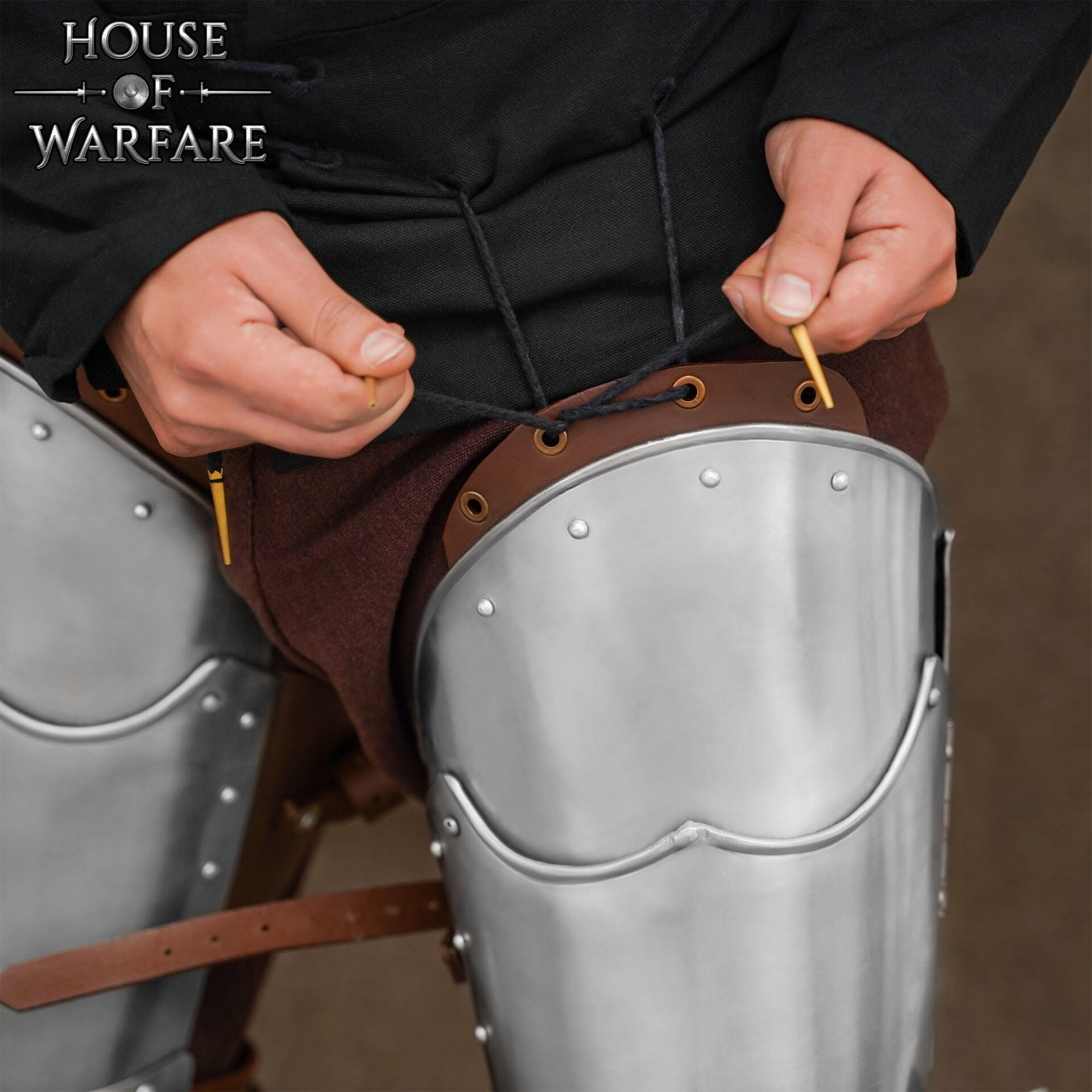 Set de Armadura Medieval - Cuisse, Poleyn & Greave - Imagen 3