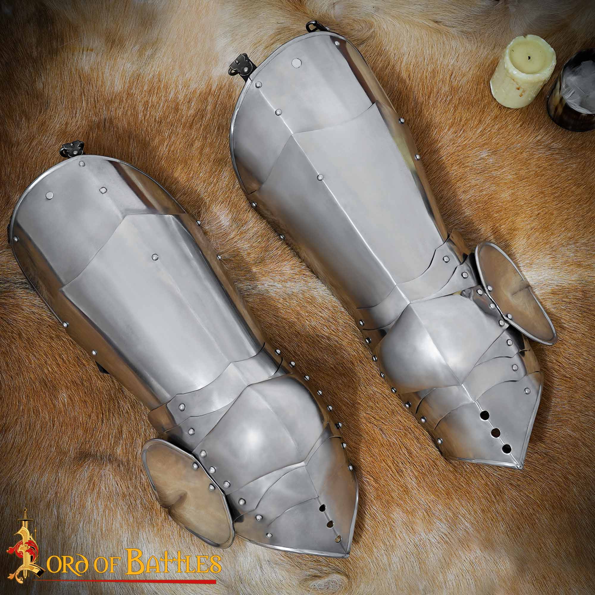 Armadura de Piernas de Caballero Gótico con Poleyns - Acero Pulido de Calibre 16 - Imagen 1