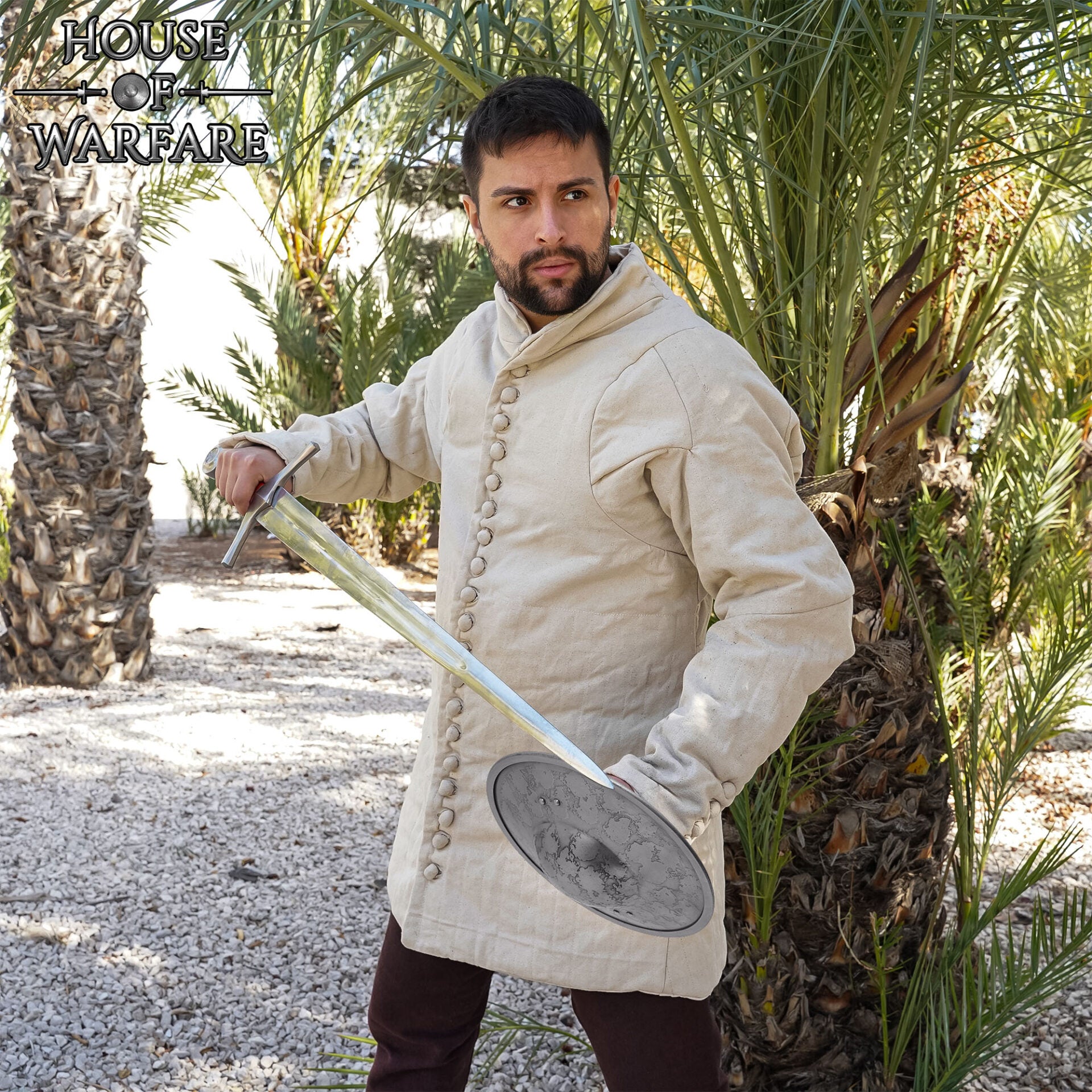 Escudo Hebilla Medieval de Acero con Mango Remachado y Bordes Enrollados Larp & Combat Ready - Imagen 1