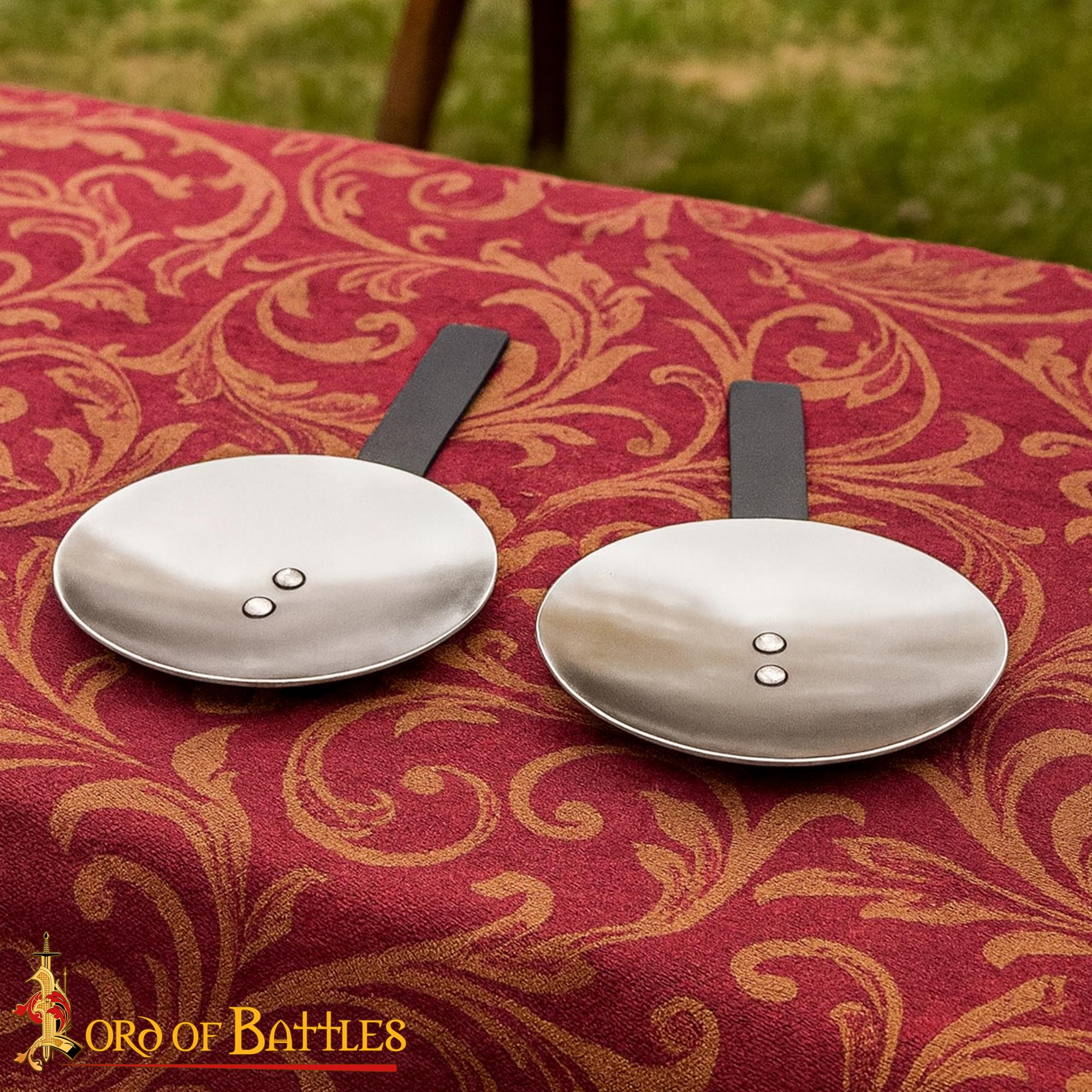 Rondeles Medievales de Acero con Correas de Cuero - Pareja - Imagen 1