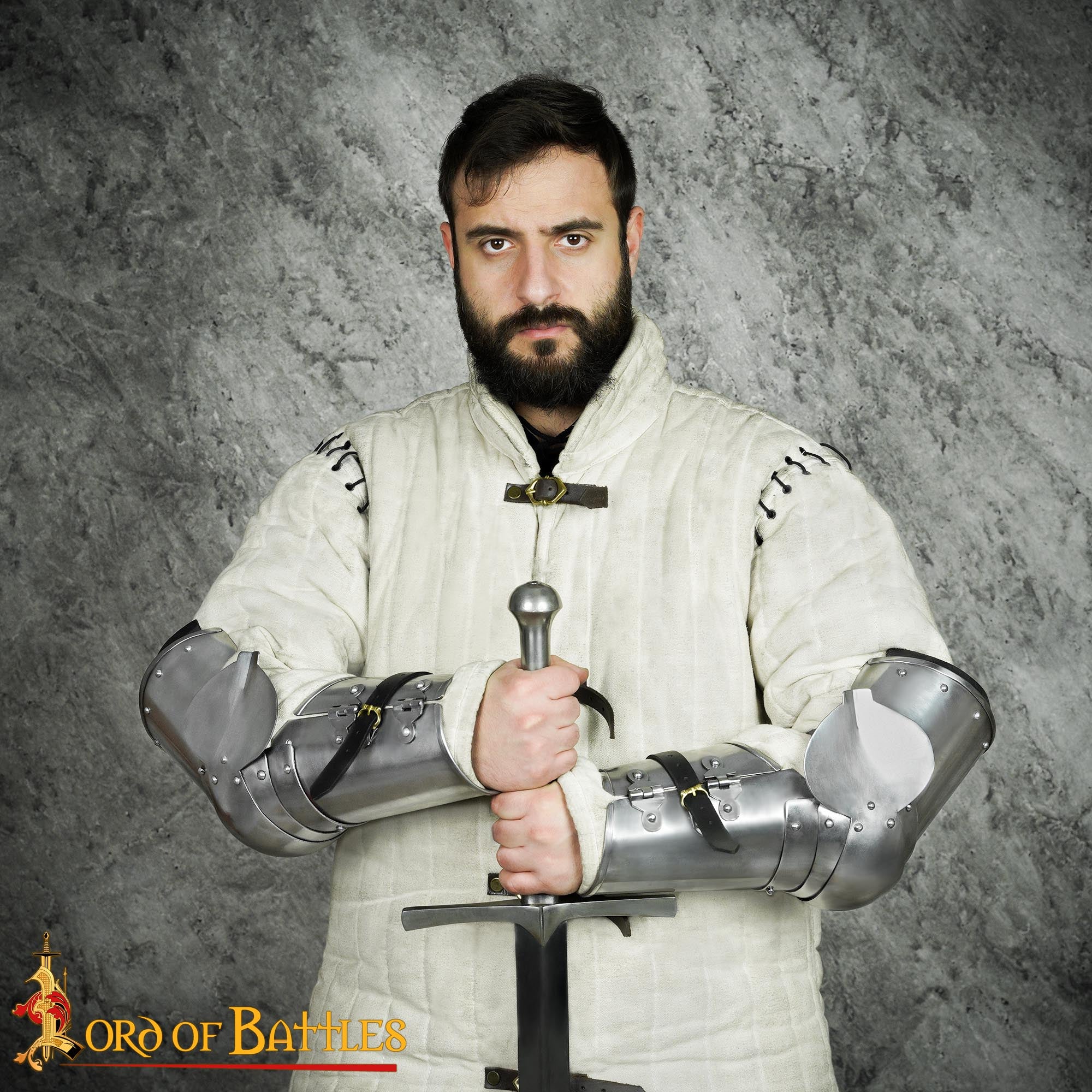 Vambraces de Acero Pulido del Siglo Xiv con Coderas Articuladas - Imagen 8