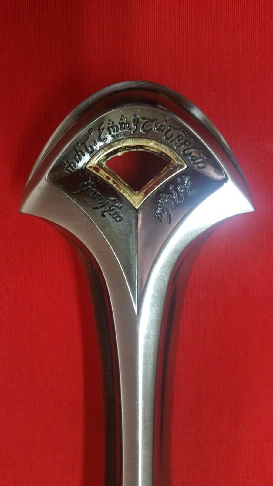 Imagen de Espada De Elendil (Narsil) Con Expositor 230 parte de nuestra colección en Espadas y más, sitio oficial.