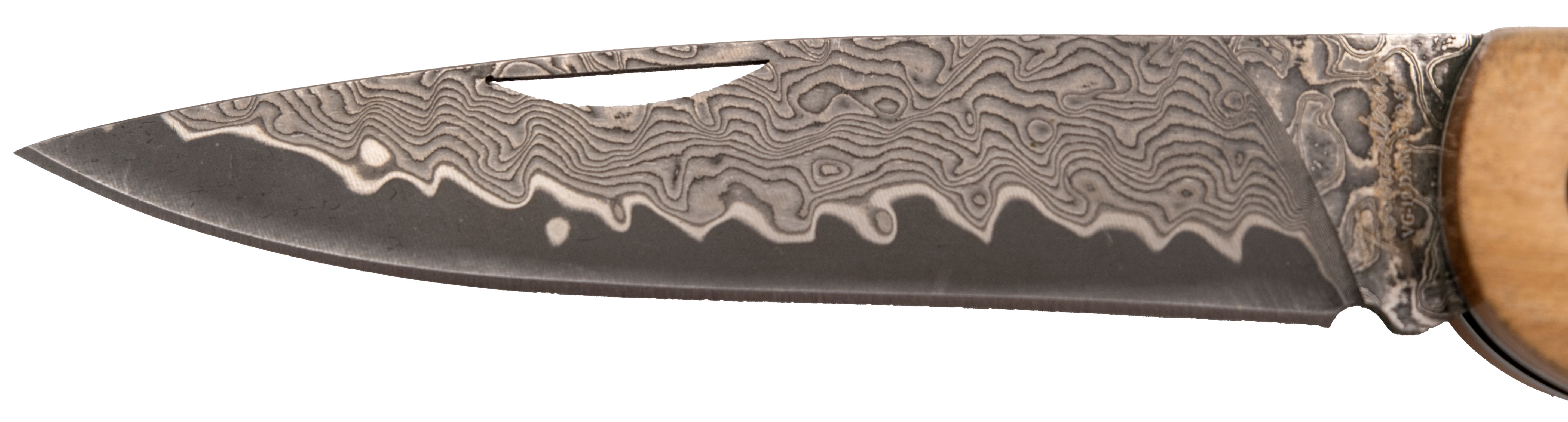 Navaja Artesanal Tramuntana de Damasco VG10 con Mango de Arce