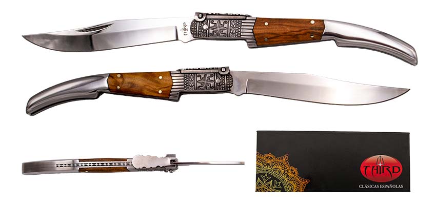 Imagen de Navaja Carraca Third N50od Seda Ámbar Madera De Olivo parte de nuestra colección en Espadas y más, sitio oficial.