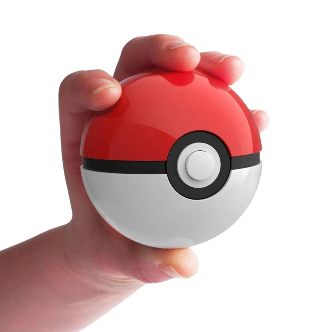 Imagen de Pokemon réplica Diecast Poke Ball WRC13419 parte de nuestra colección en Espadas y más, sitio oficial.