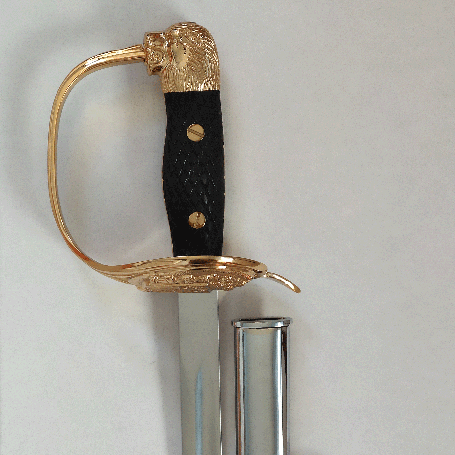 Imagen de Sable oficial cuerpos comunes ejército Español 341030SCC parte de nuestra colección en Espadas y más, sitio oficial.