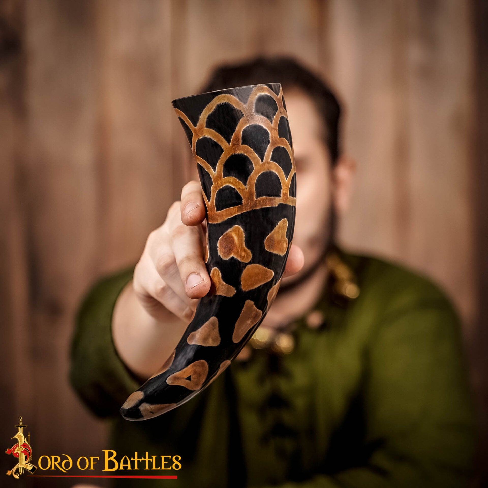 Cuerno Medieval Vikingo para Beber 400-500 Ml con Diseño Quemado Hecho a Mano Auténtico Cuerno de Buey - Imagen 6