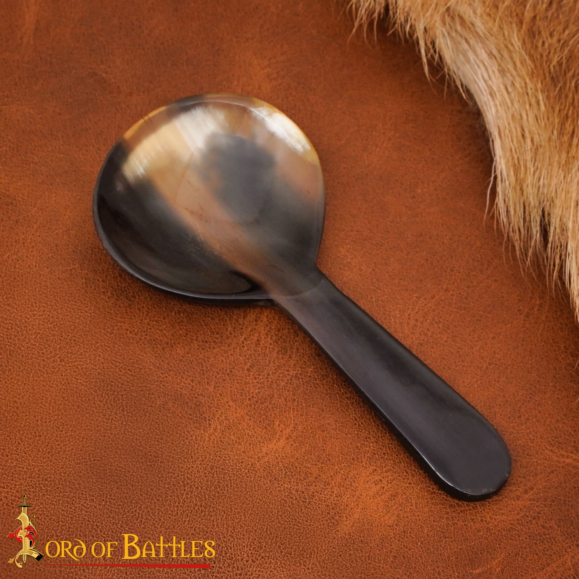 Cuchara Medieval de Cuerno de Buey Tallada a Mano en Cuerno de Origen Ético - Imagen 1