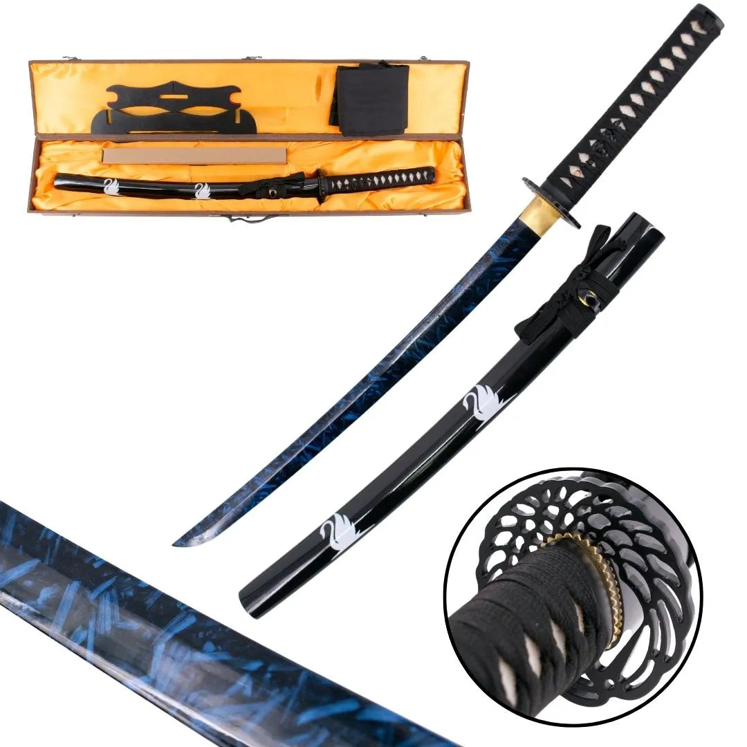 Imagen de Wakizashi funcional grulla azul parte de nuestra colección en Espadas y más, sitio oficial.
